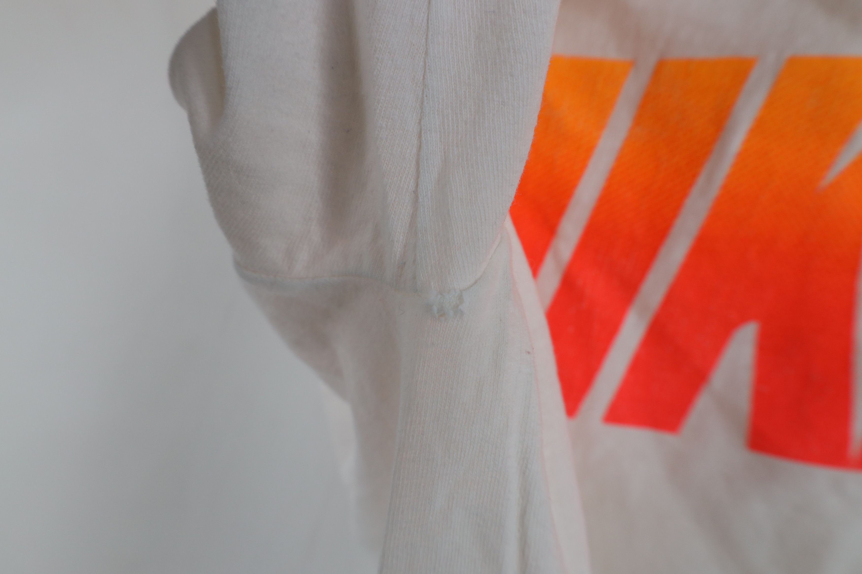 Nike Vintage 80s 90s Nike Block Letter Sunset Fade T-Shirt USA Size US L / EU 52-54 / 3 - 10 Thumbnail