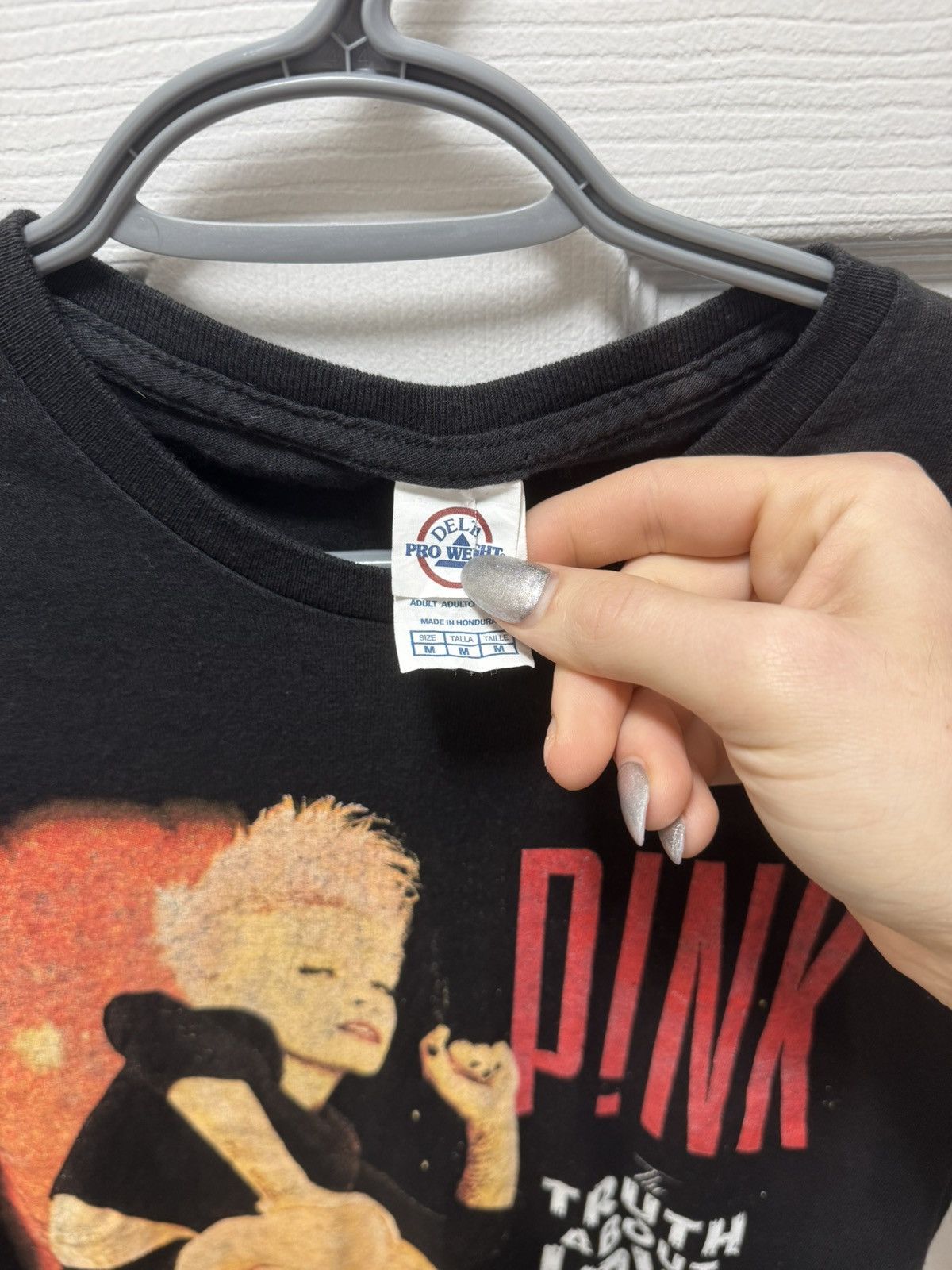 Pink PINK Truth About Love Tour 2013 Vintage Pop Shirt Pro Delta Size US M / EU 48-50 / 2 - 5 Thumbnail