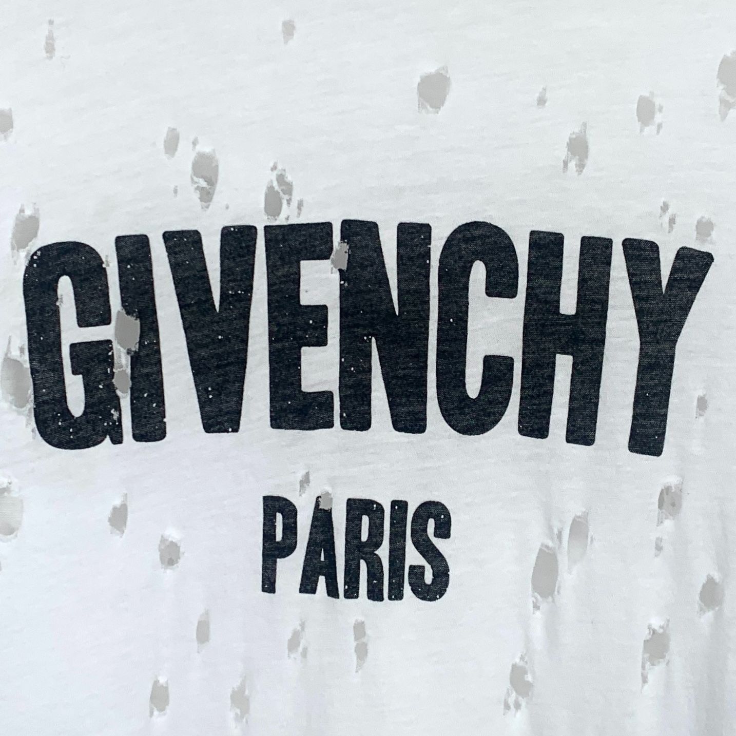 Givenchy Givenchy White Distressed Logo Cotton T-Shirt (Size M) Size M / US 6-8 / IT 42-44 - 5 Thumbnail