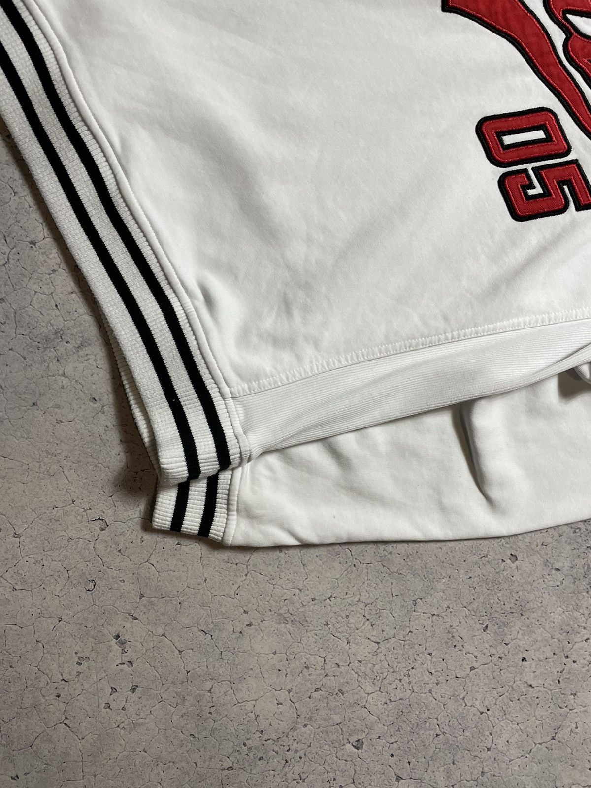 Fubu Vintage Baggy Fubu Hoodie 05 Big Logo White Y2K Size US L / EU 52-54 / 3 - 4 Thumbnail