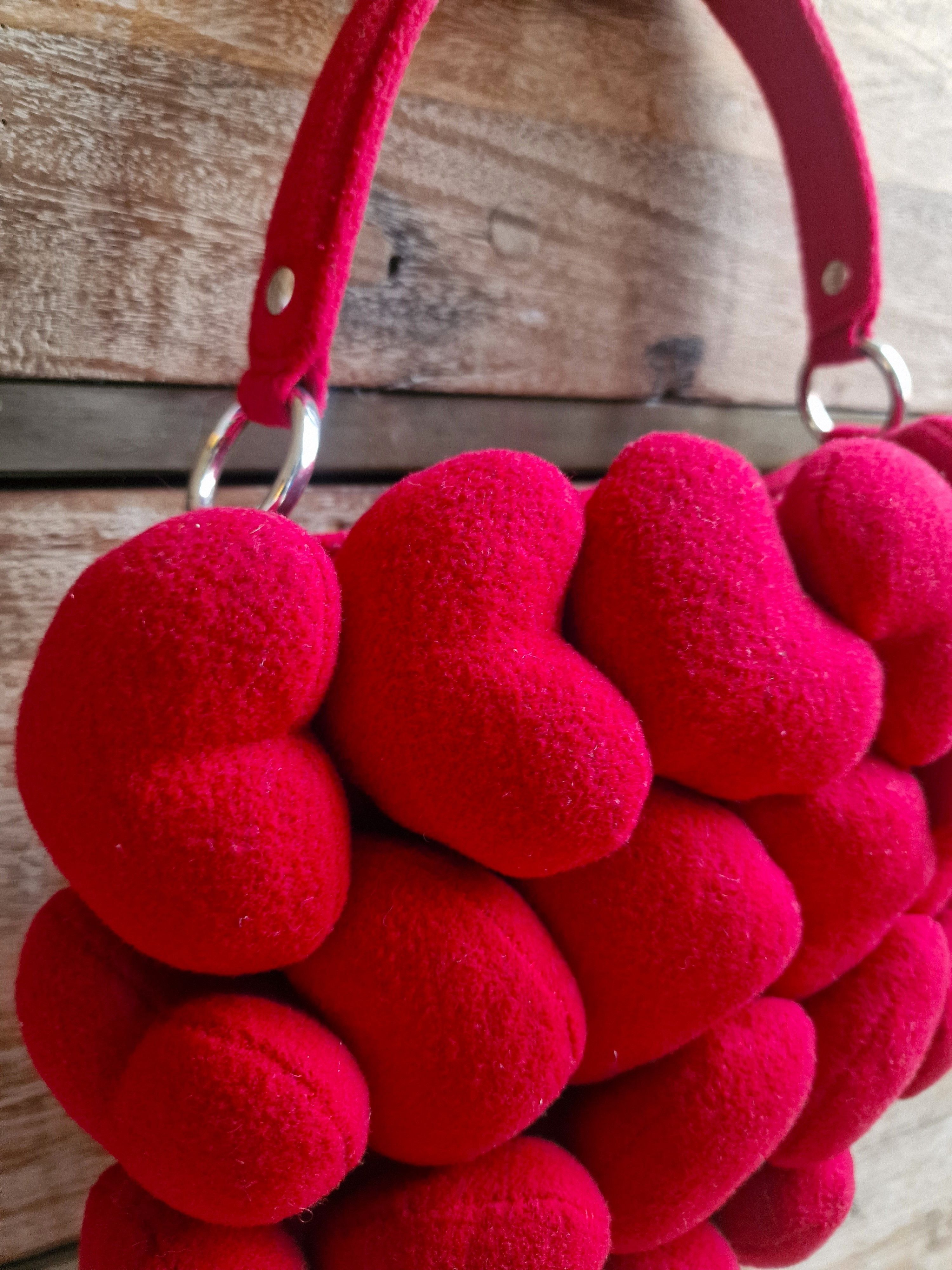 Moschino Iconic MOSCHINO Heart Red Plush Toy Hand Shoulder Bag Size ONE SIZE - 11 Thumbnail