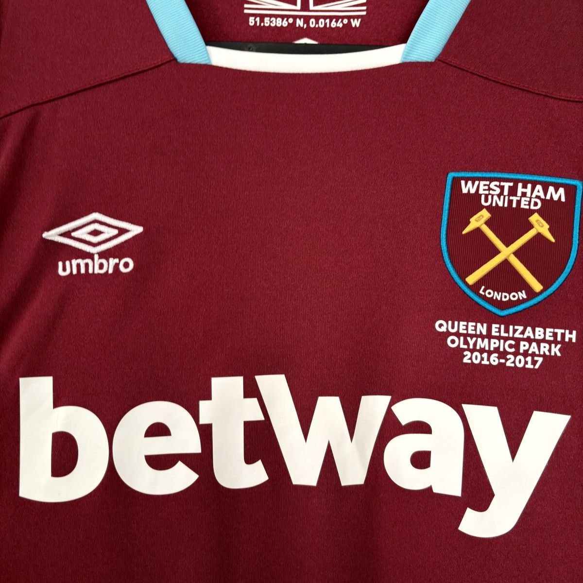 Umbro 2016 2017 West Ham Umbro Long Home Kit Soccer Jersey Shirt Size US XL / EU 56 / 4 - 3 Thumbnail