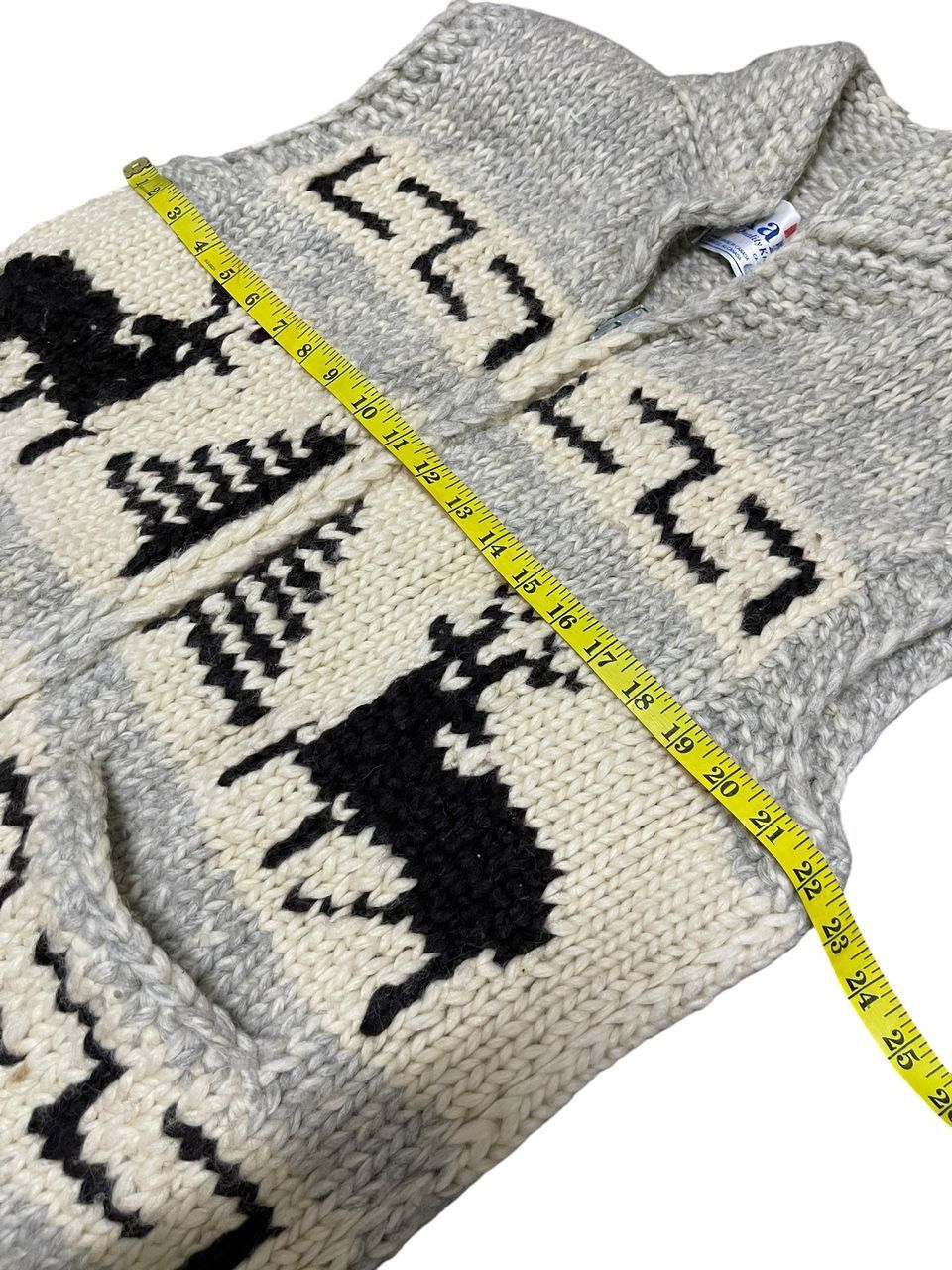 Vintage Kanata 'Deer' Virgin Wool Vest Full Zipper