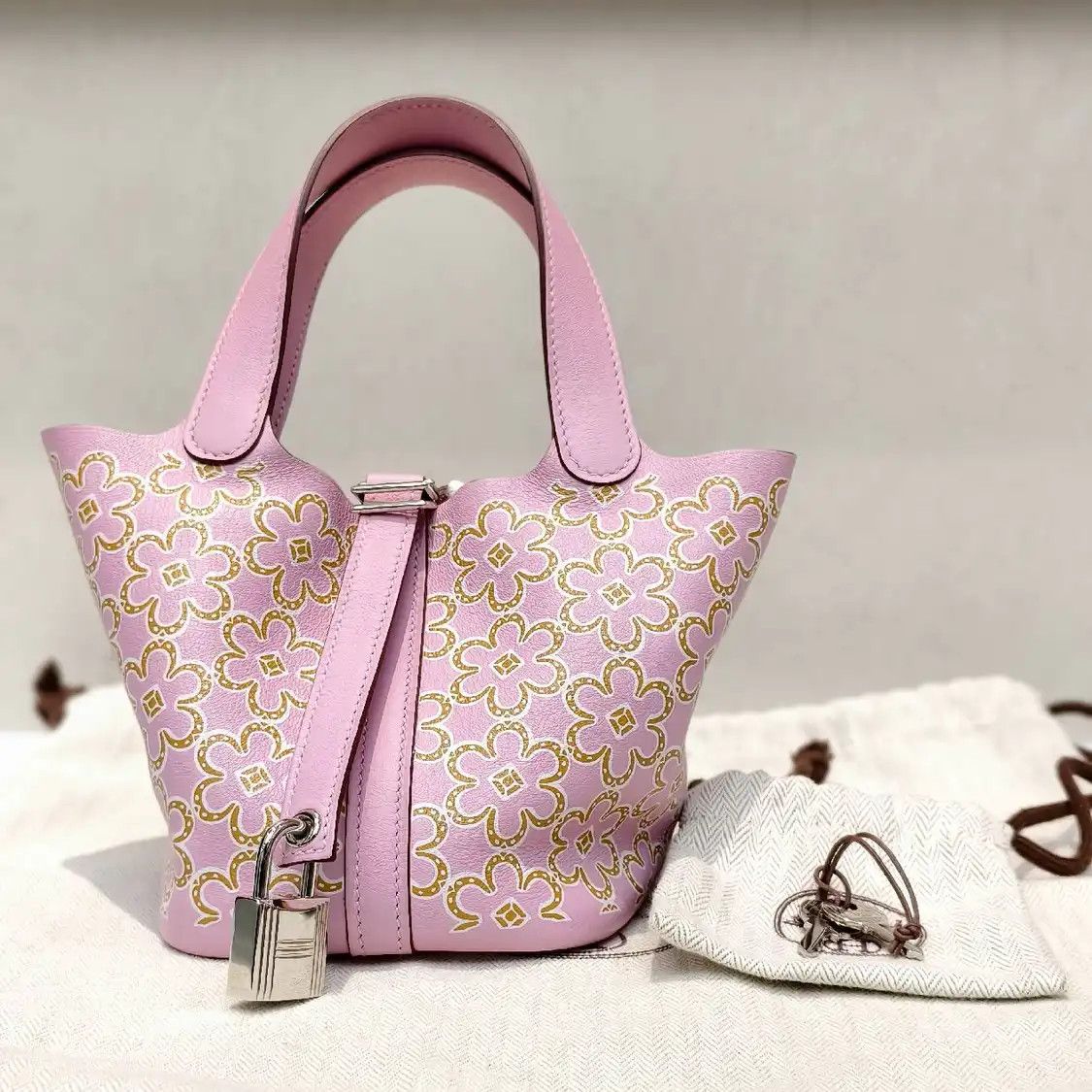 Hermes Hermes Picotin Lock 12 Mauve Sylvestre Swift cowhide leather picotin handbag sil Size ONE SIZE - 1 Thumbnail