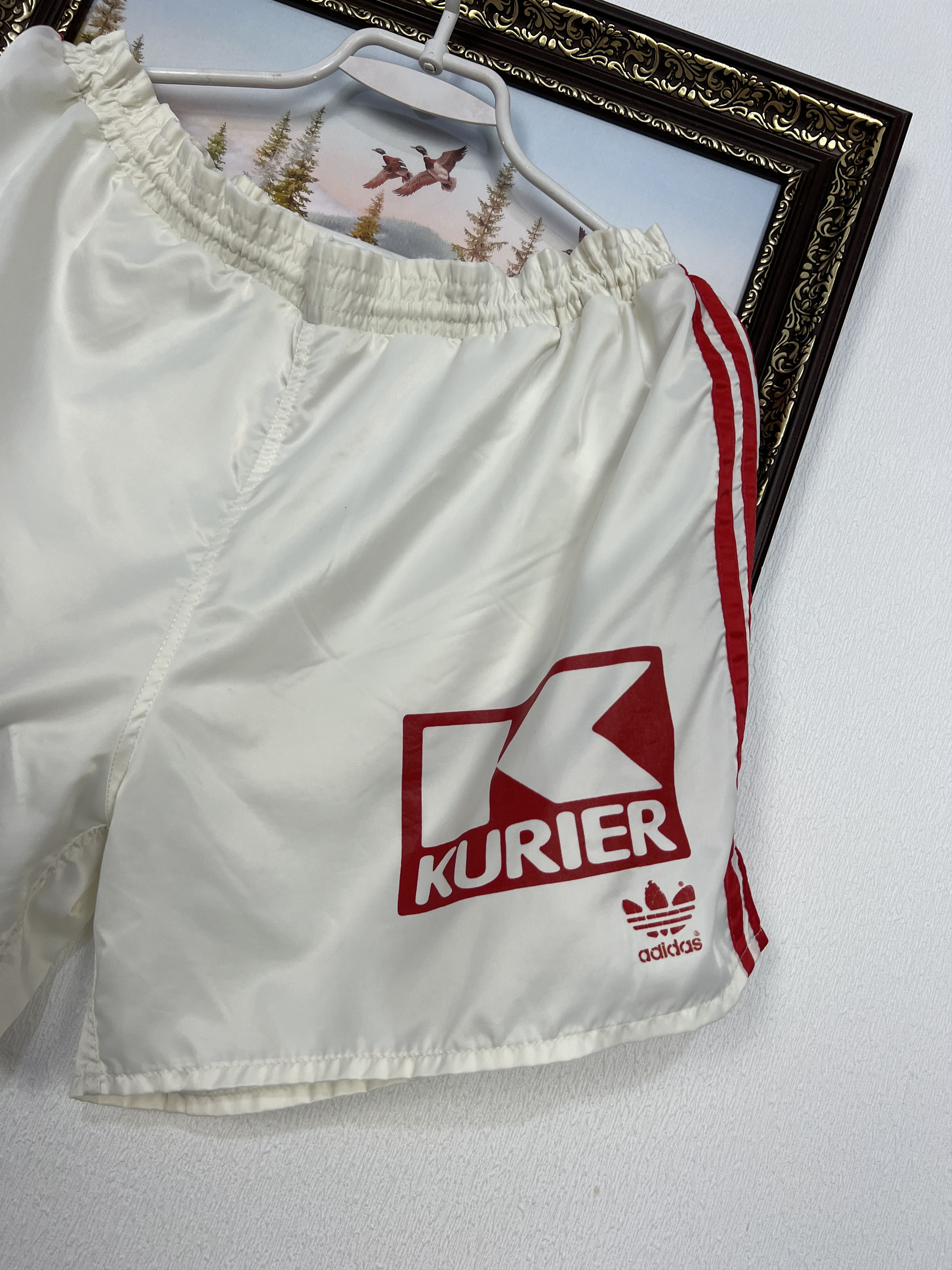 Adidas Vintage 90's Adidas White Nylon Shorts Run Athletic Rare XL Size US 36 / EU 52 - 2 Thumbnail