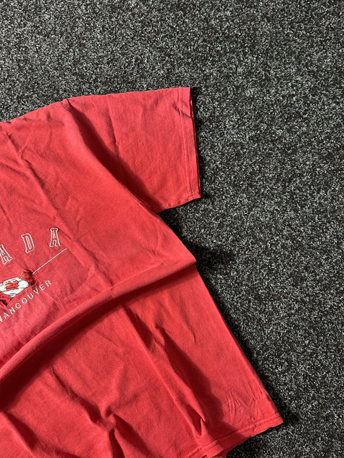 Vintage 🚨 VINTAGE VANCOUVER CANADA BIG LOGO T -shirt rare archive Size US M / EU 48-50 / 2 - 3 Thumbnail
