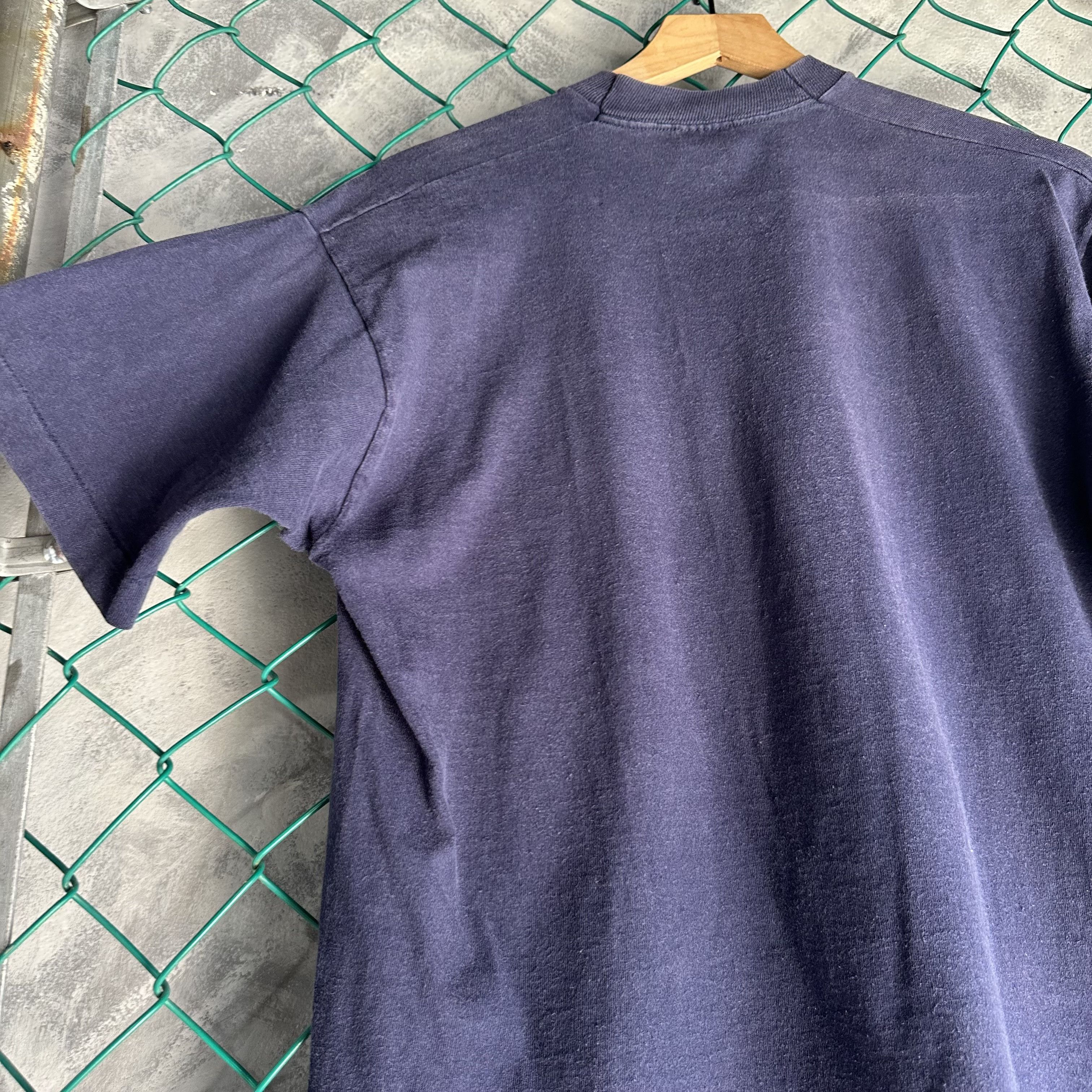 Nike Vintage Nike T Shirt Blue Big Swoosh Single Stitch Bootleg Size US L / EU 52-54 / 3 - 6 Thumbnail