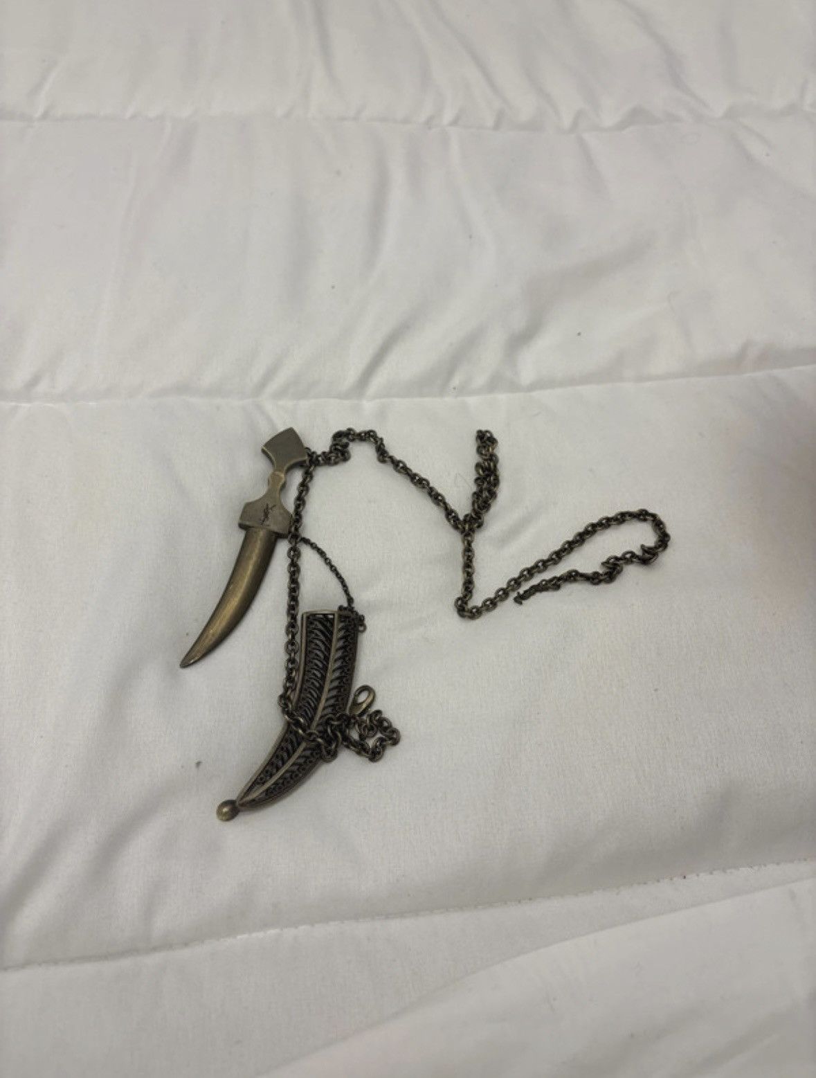 Yves Saint Laurent Yves Saint Laurent vintage archive gold dagger necklace Size ONE SIZE - 3 Thumbnail