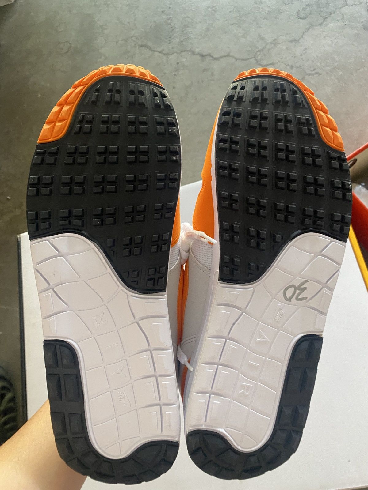 Nike Nike Air Max 1 Orange Golf Size US 11 / EU 44 - 4 Thumbnail