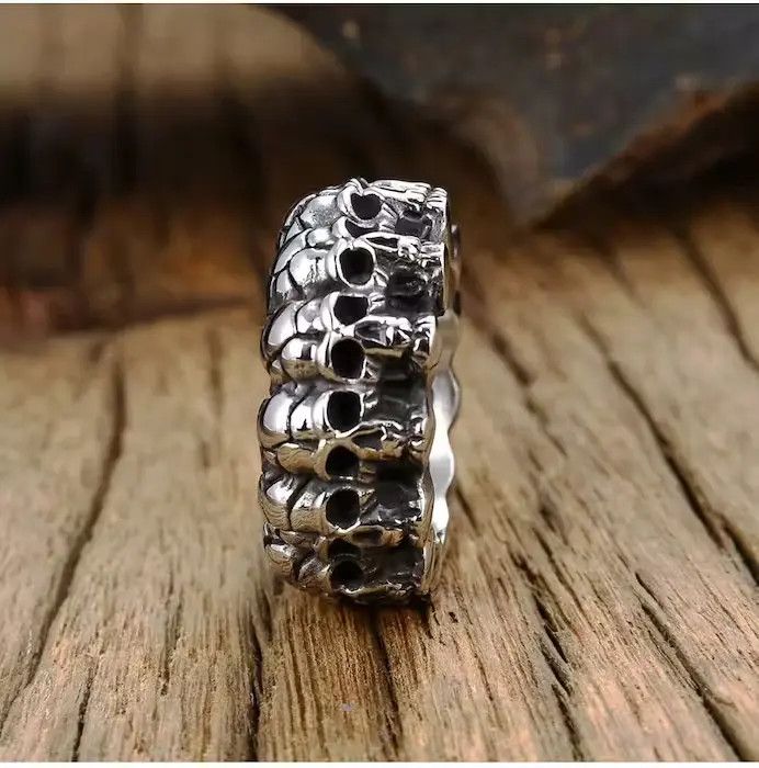 Jewelry Y2K Surround Skull Ring Size ONE SIZE - 3 Thumbnail