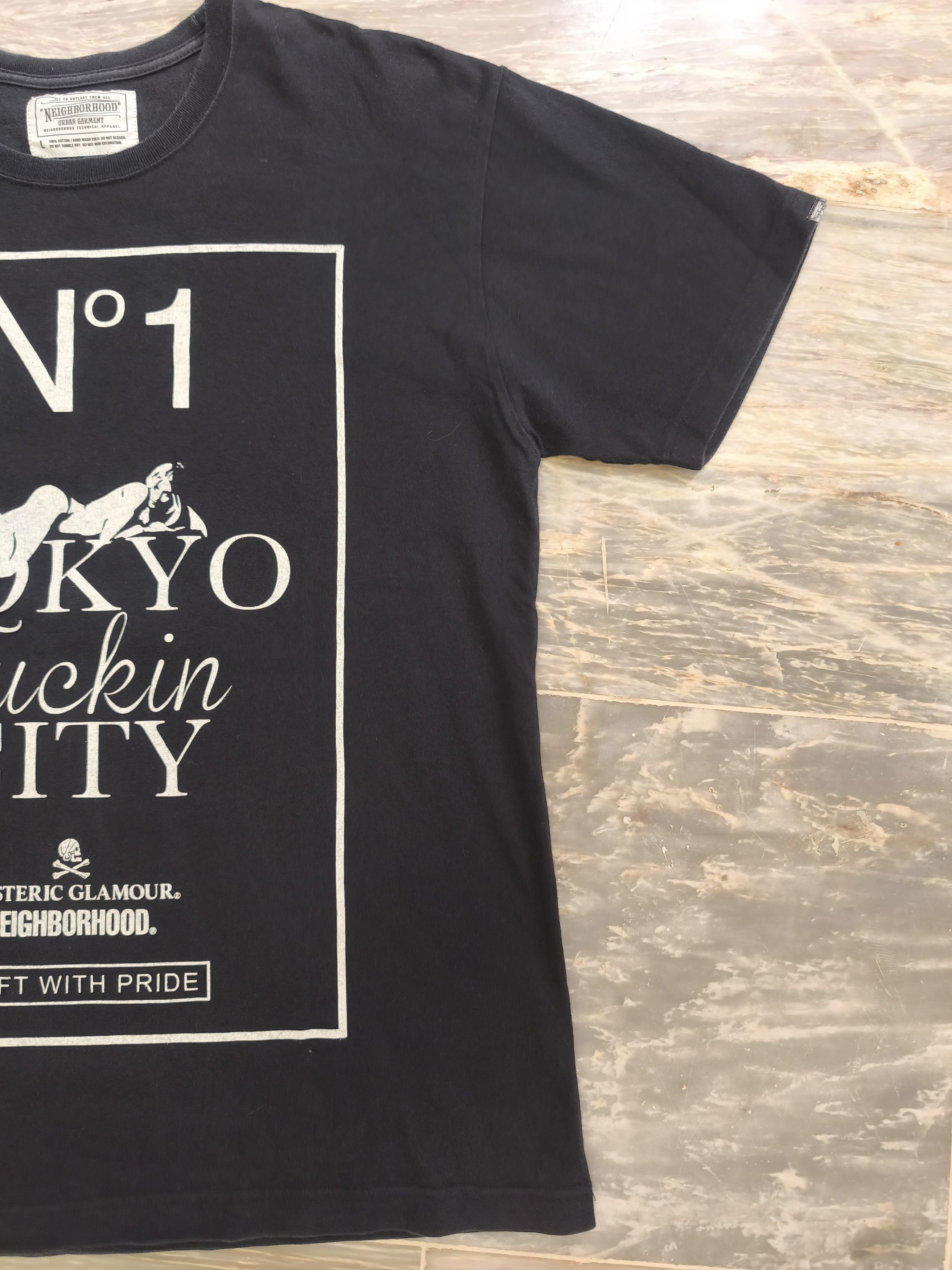 Hysteric Glamour HYSTERIC GLAMOUR x NEIGHBORHOOD 2015 TOKYO FUCKIN'CITY TEE Size US L / EU 52-54 / 3 - 2 Thumbnail