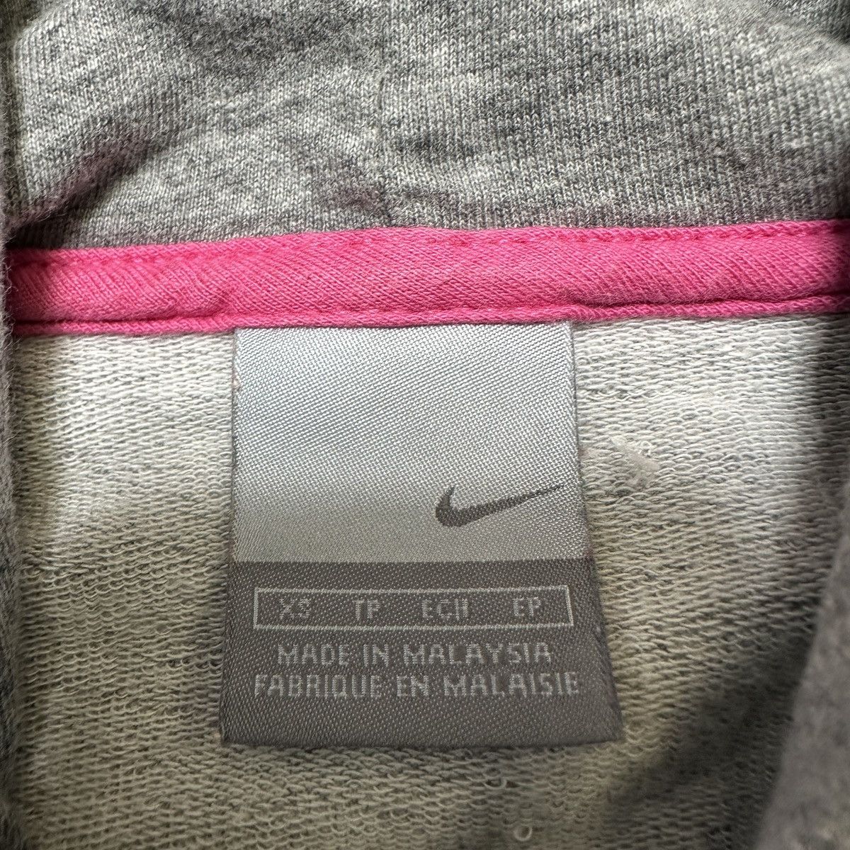 Nike × Vintage Vintage Nike hoodie Size XS / US 0-2 / IT 36-38 - 4 Thumbnail