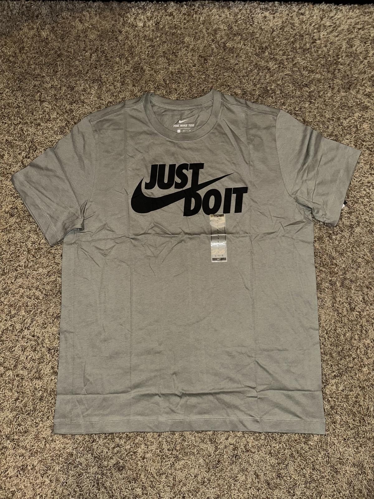 Nike Nike Sportswear Just Do It Graphic Tee T-Shirt Sample Size US L / EU 52-54 / 3 - 1 Thumbnail