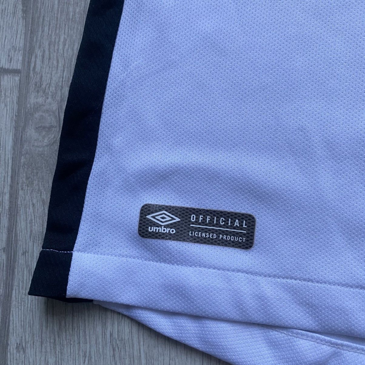 Umbro BLOCKORE Derby County Umbro jersey Soccer England Football Size US M / EU 48-50 / 2 - 5 Thumbnail