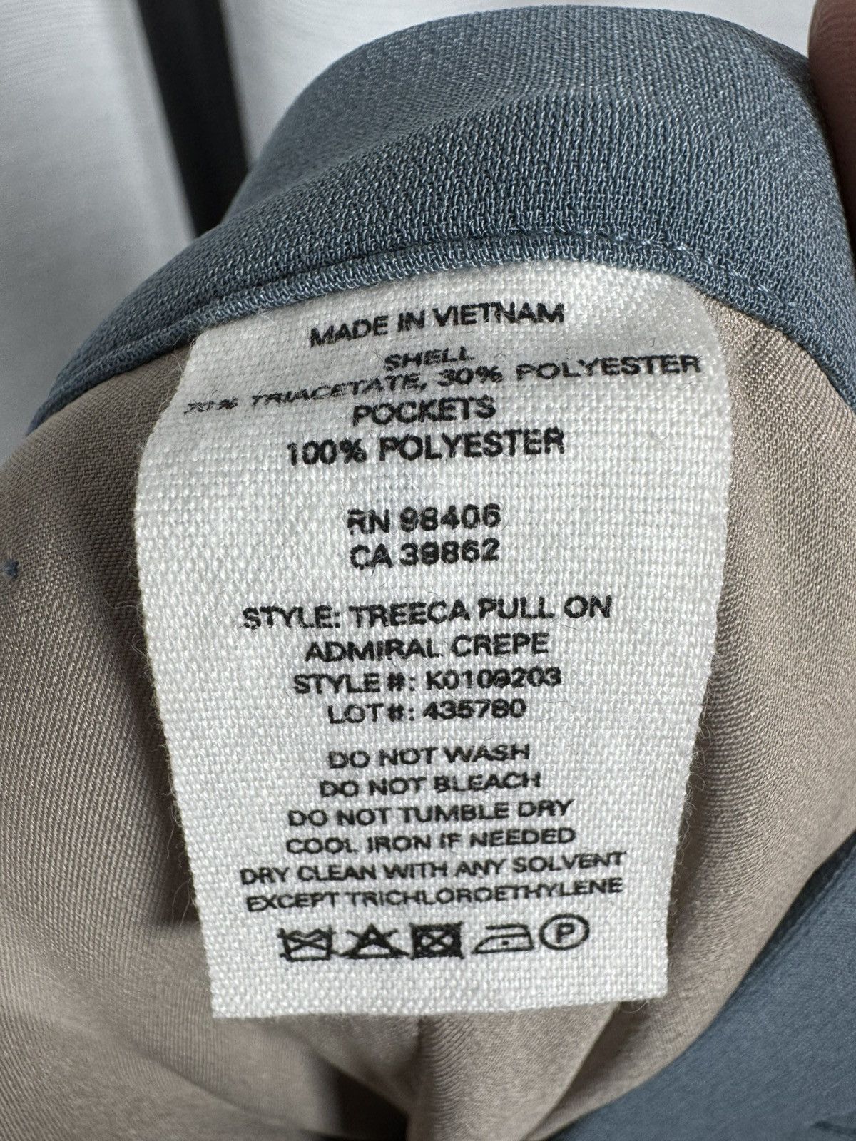 Theory BNWT Theory Treeca Pull-On Pant Admiral Crepe Bluestone Sz 2 Size 26" / US 2 / IT 38 - 15 Thumbnail