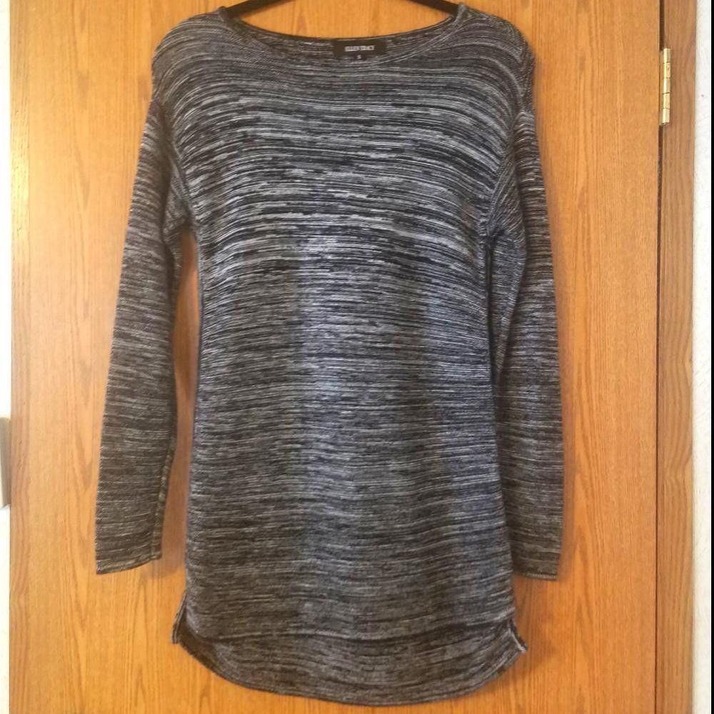 Designer Ellen Tracy Sweater Size Small Size S / US 4 / IT 40 - 1 Thumbnail