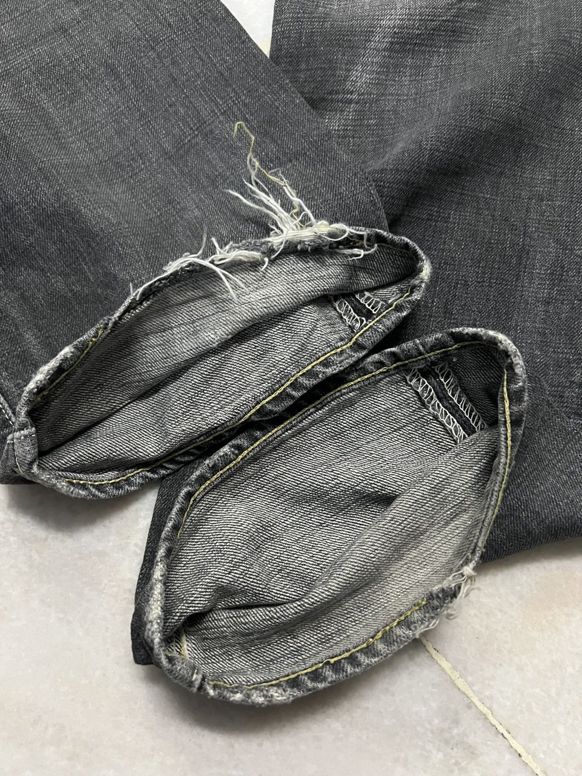 If Six Was Nine × Japanese Brand × Spellbound 💥90’s💥Vintage Spellbound Distress Mud Wash Faded Jean Japan Size US 32 / EU 48 - 4 Thumbnail