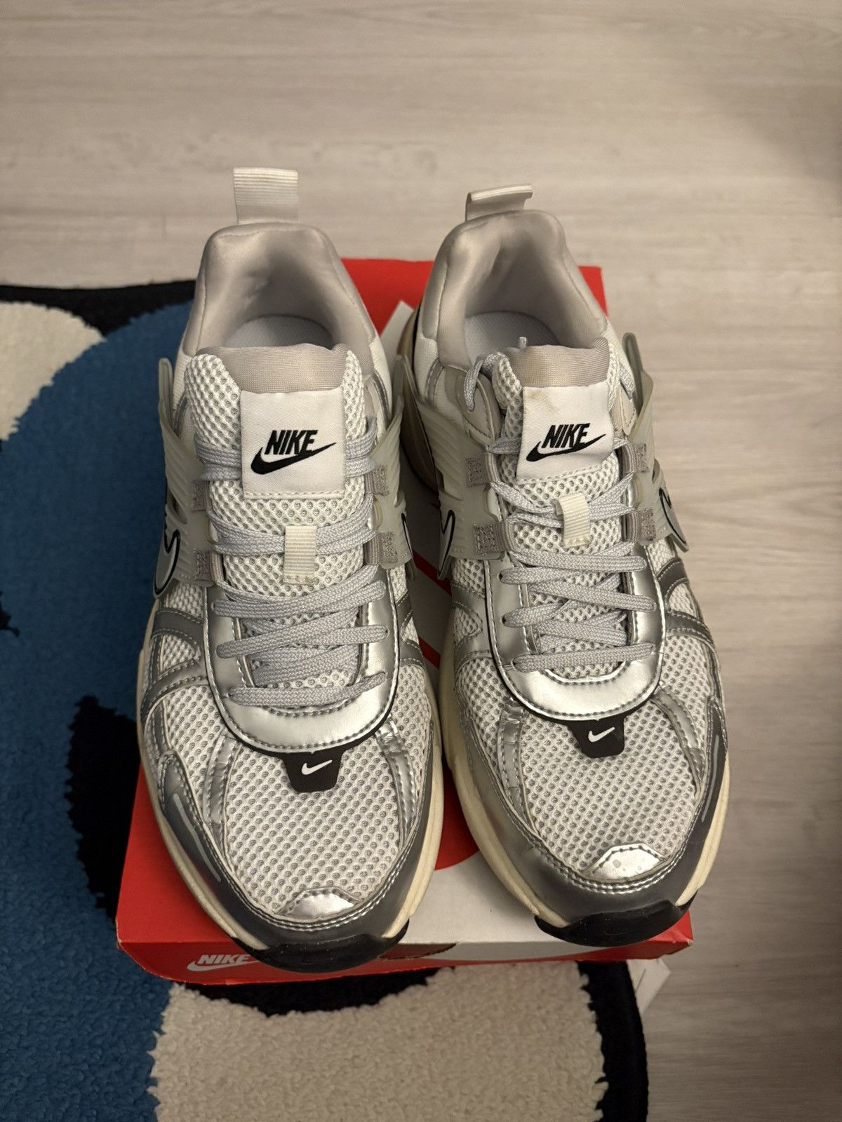 Nike Nike V2K Run Size US 8.5 / EU 41-42 - 1 Thumbnail