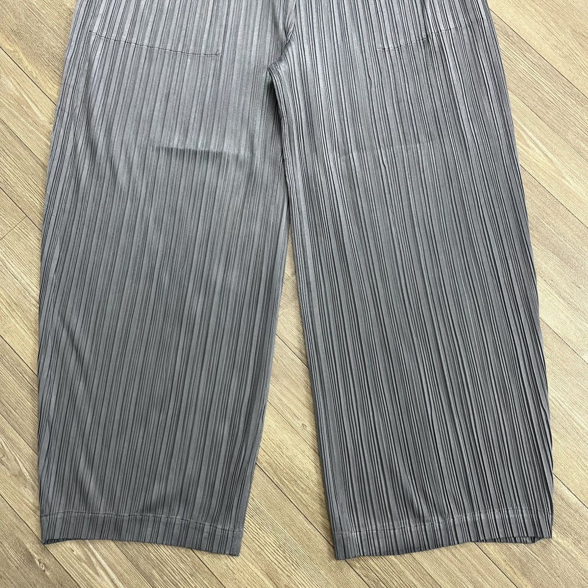 Pleats Please Issey Miyake Vintage Pleats Please Issey Miyake Wide Leg Pants Dark Gray Size US 28 / EU 44 - 9 Thumbnail