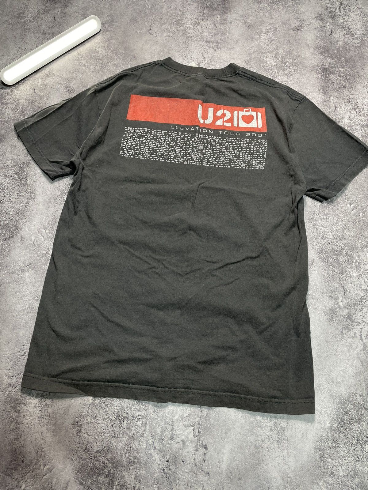 Band Tees Vtg 2001 U2 Elevation Tour Band T-Shirt L Size US L / EU 52-54 / 3 - 8 Thumbnail