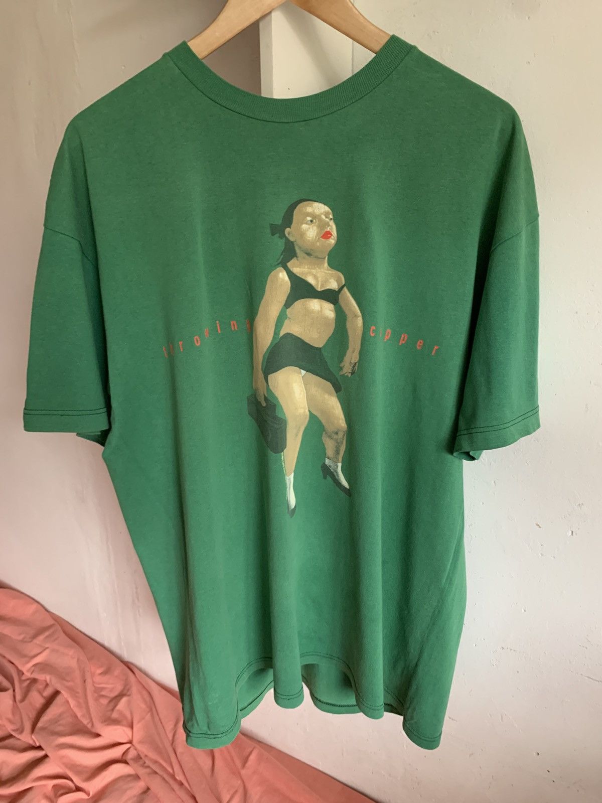Vintage Throwing Copper Vintage T-Shirt Size US L / EU 52-54 / 3 - 1 Thumbnail
