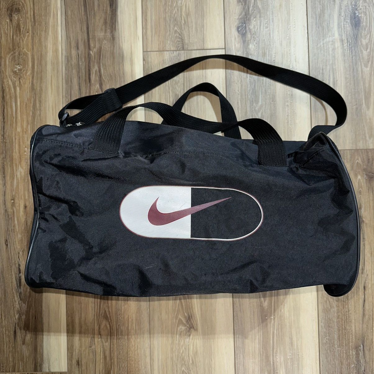 Bag × Nike × Vintage Vintage 80 / 90s Nike Bag Travel Duffle