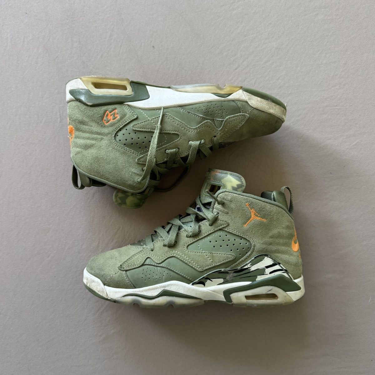 Jordan Brand Nike Jordan MVP ‘Sky J Light Olive' Sneakers Size US 7 / EU 40 - 1 Thumbnail