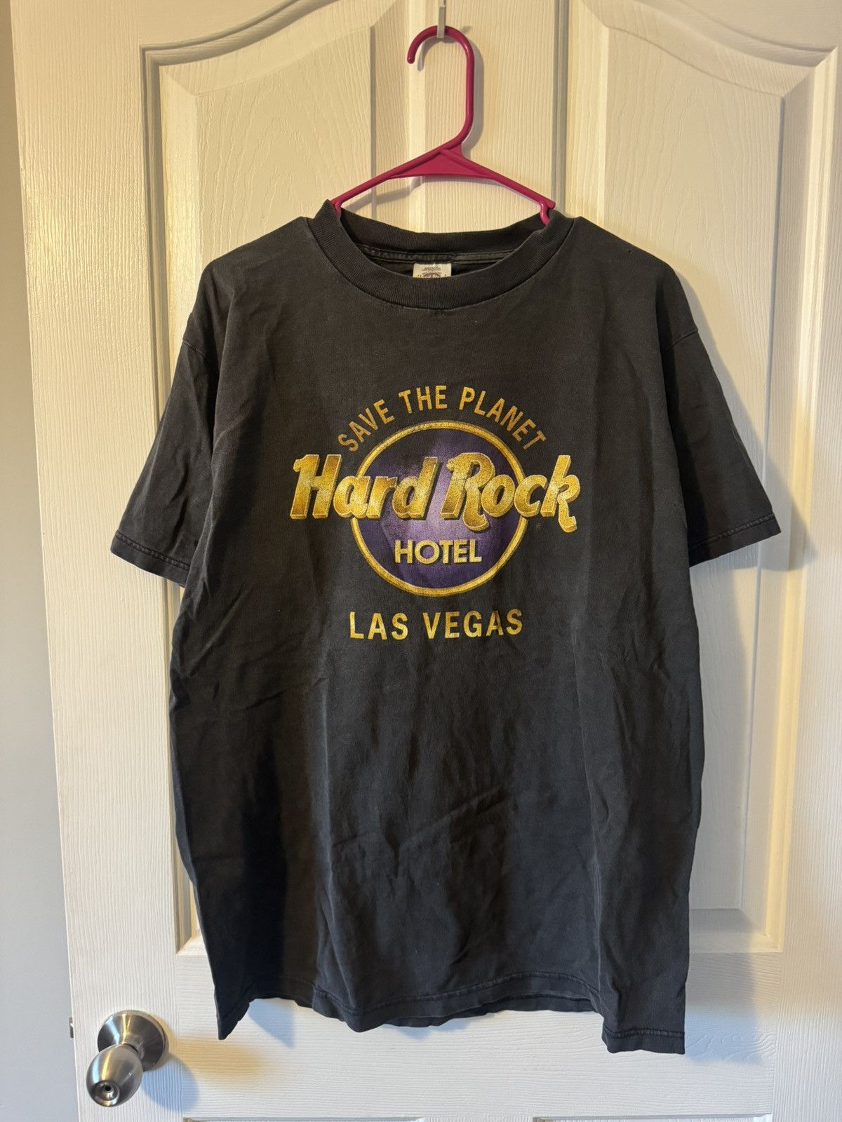 Hard Rock Cafe Vintage Hard Rock Las Vegas Save the World Tee Size US L / EU 52-54 / 3 - 1 Thumbnail