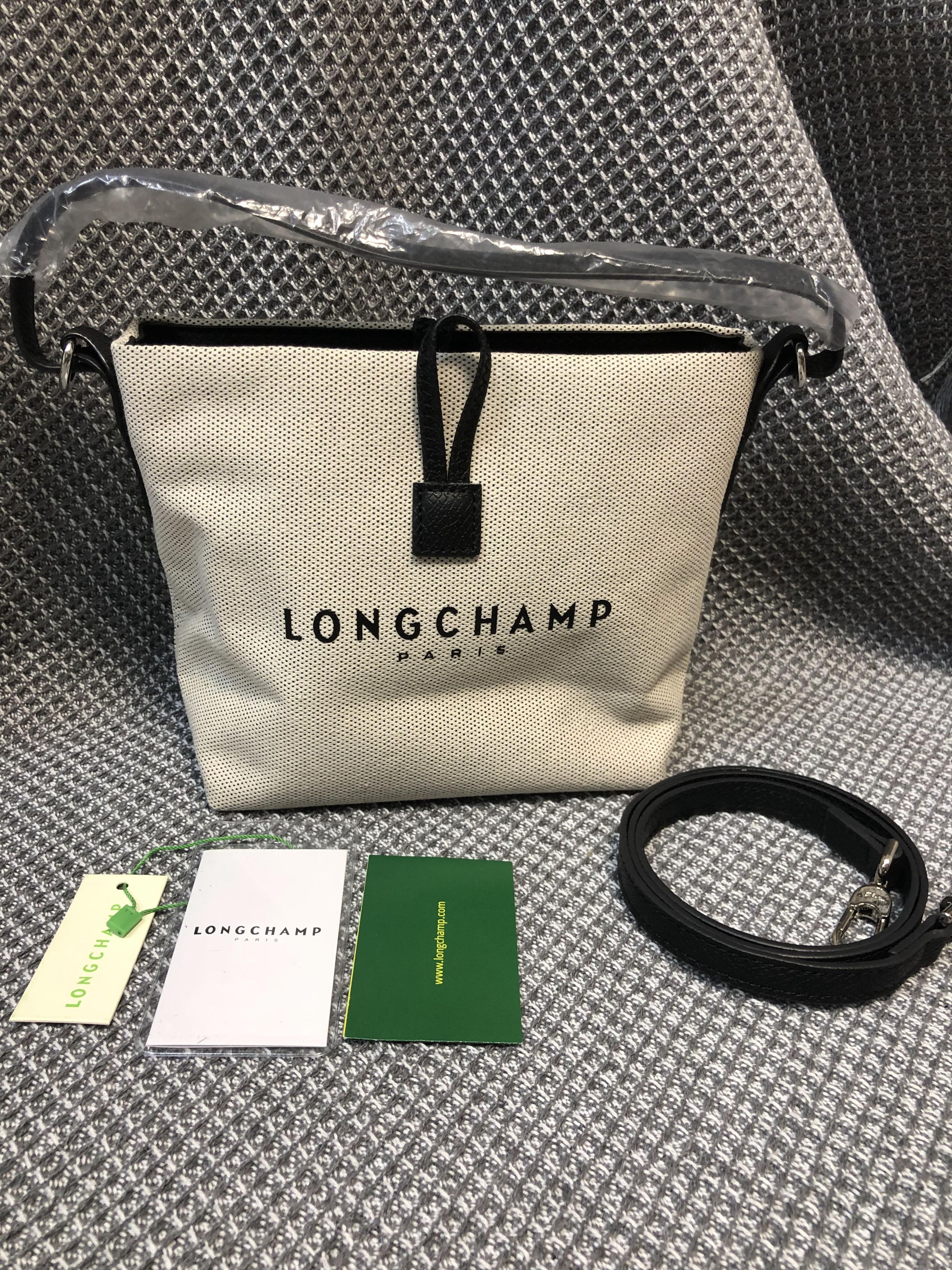 Longchamp Roseau Canvas Small Bucket Bag in Beige, Women's