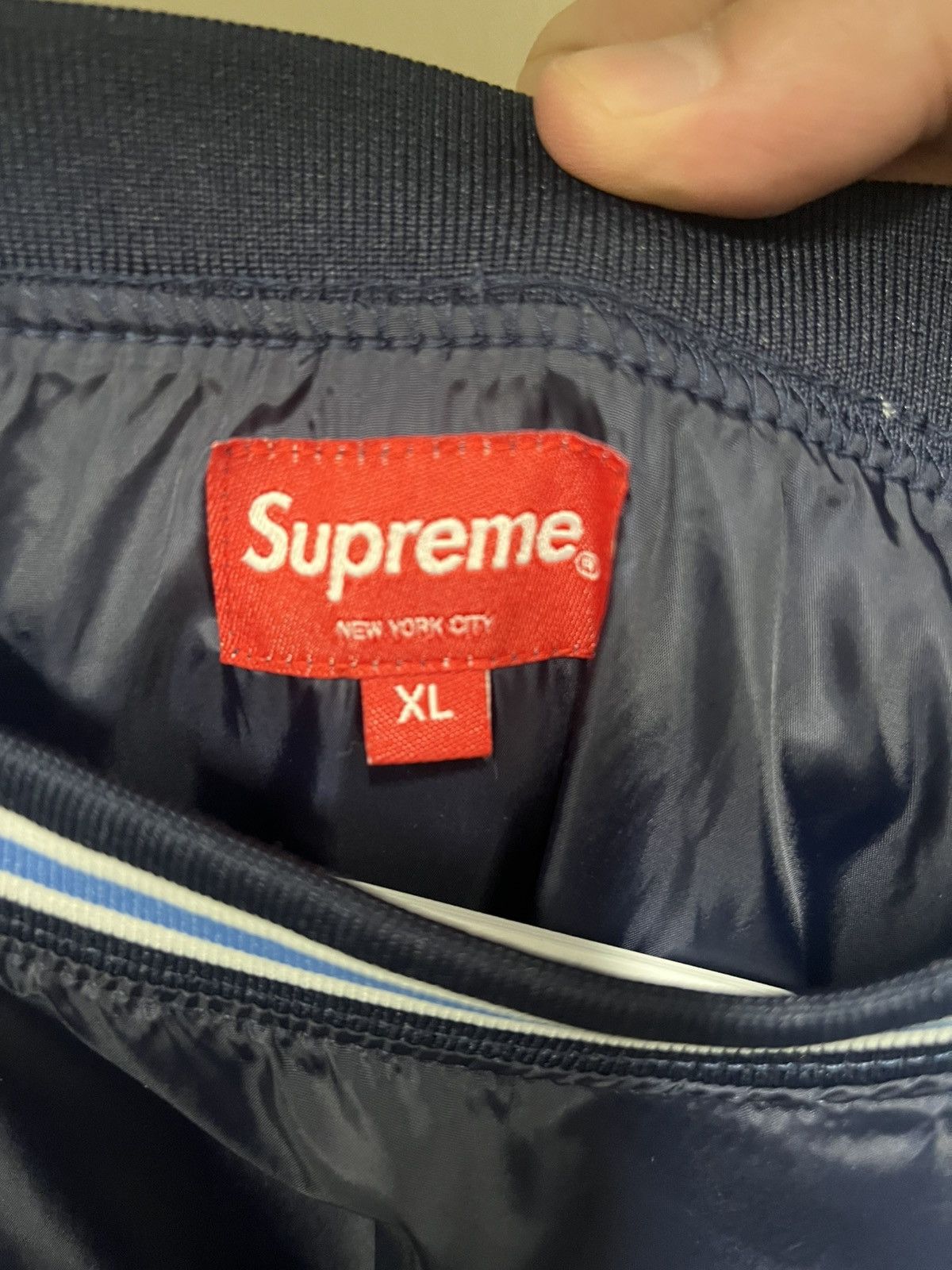 Supreme Supreme piping pullover Size US XL / EU 56 / 4 - 4 Thumbnail