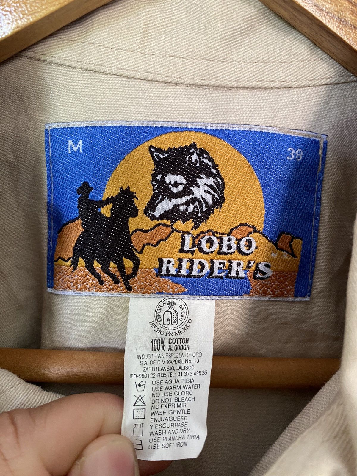 Cowboy Equipment 1990s Lobo Rider Cowboy western metal collar shirt Size US L / EU 52-54 / 3 - 16 Thumbnail