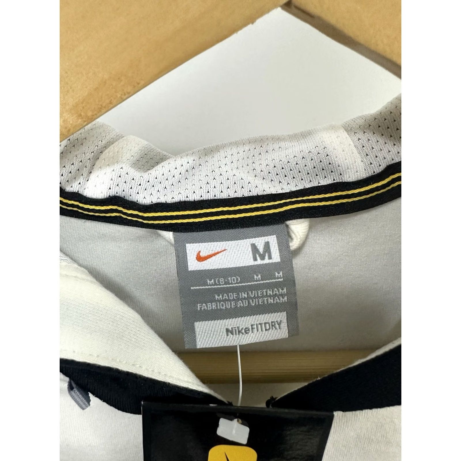Nike VINTAGE Nike Women's Boxy Cropped Full Zip Livestrong Hooded Jacket Shirt XS? Size M / US 6-8 / IT 42-44 - 3 Thumbnail