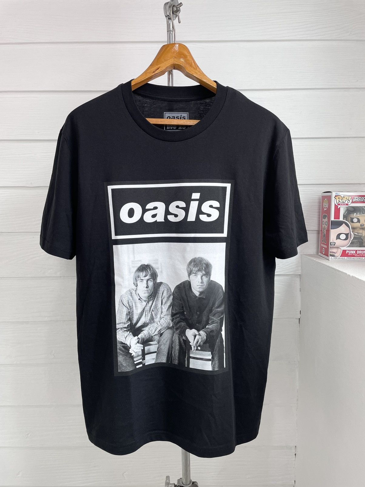 OASIS WONDERWALL LIVE 25 WORLD TOUR T-SHIRT BLACK (2025)