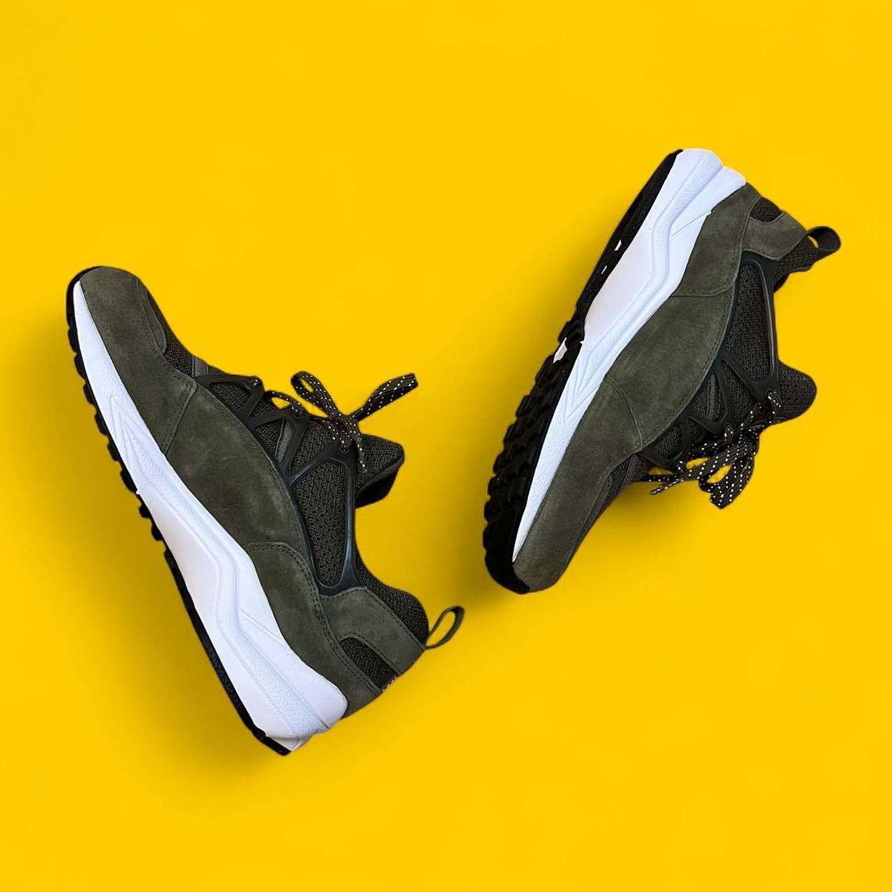 Nike Size? X Nike Air Huarache Light Olive Size US 9.5 / EU 42-43 - 2 Thumbnail