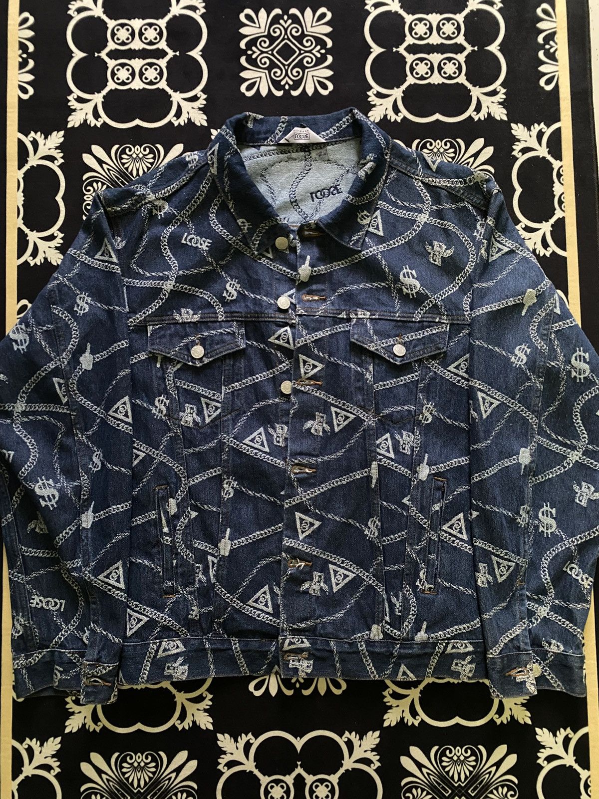 Japanese Brand loose x undercover monogram design denim type lll jacket Size US L / EU 52-54 / 3 - 1 Thumbnail