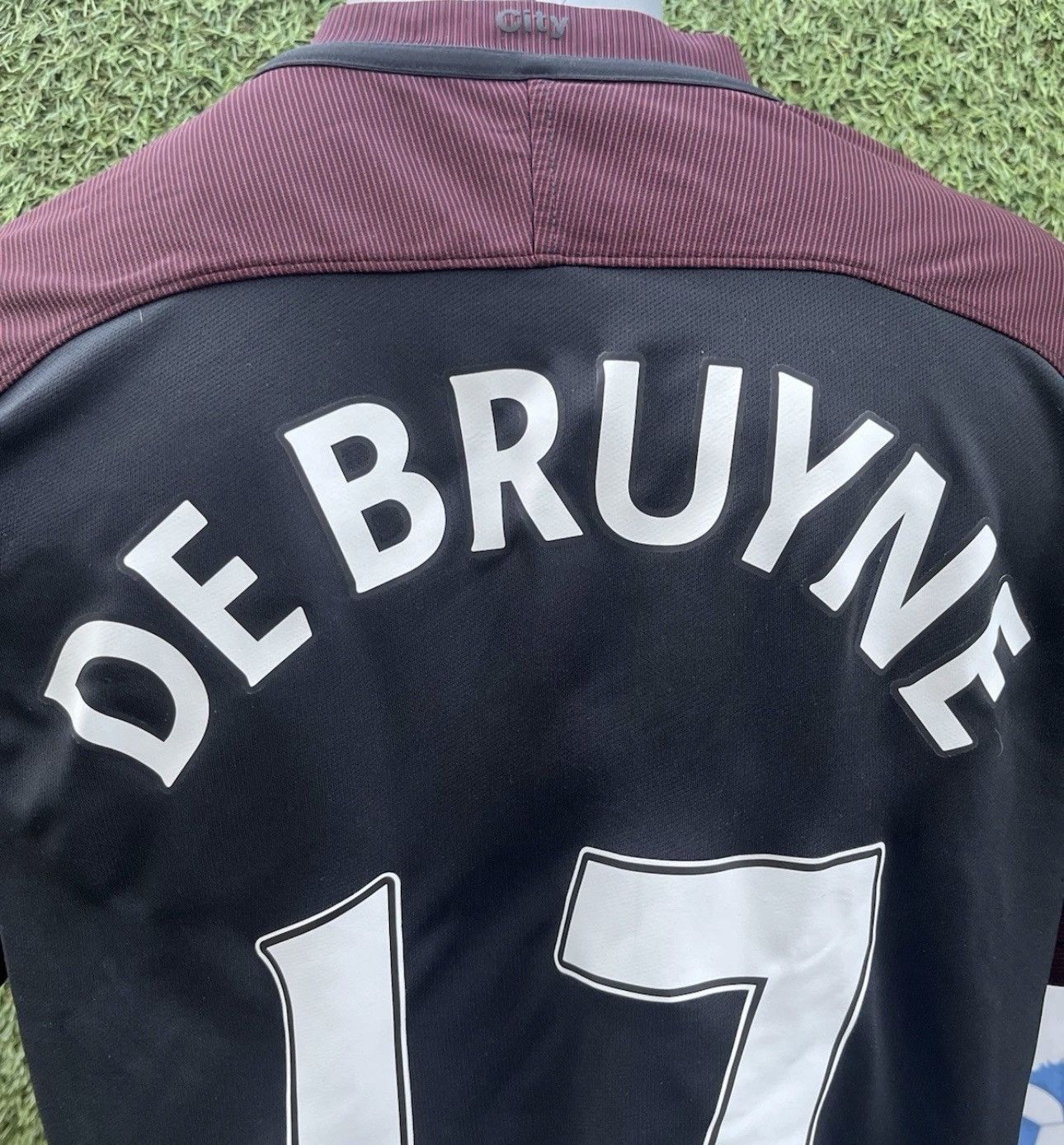 Nike Jersey De Bruyne manchester city Size US M / EU 48-50 / 2 - 5 Thumbnail