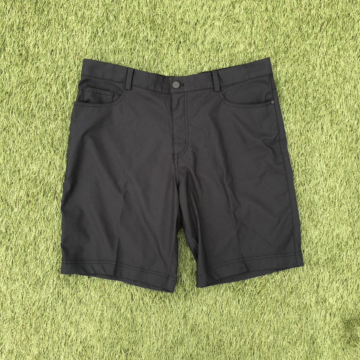 Nike Nike golf shorts Size US 36 / EU 52 - 3 Thumbnail