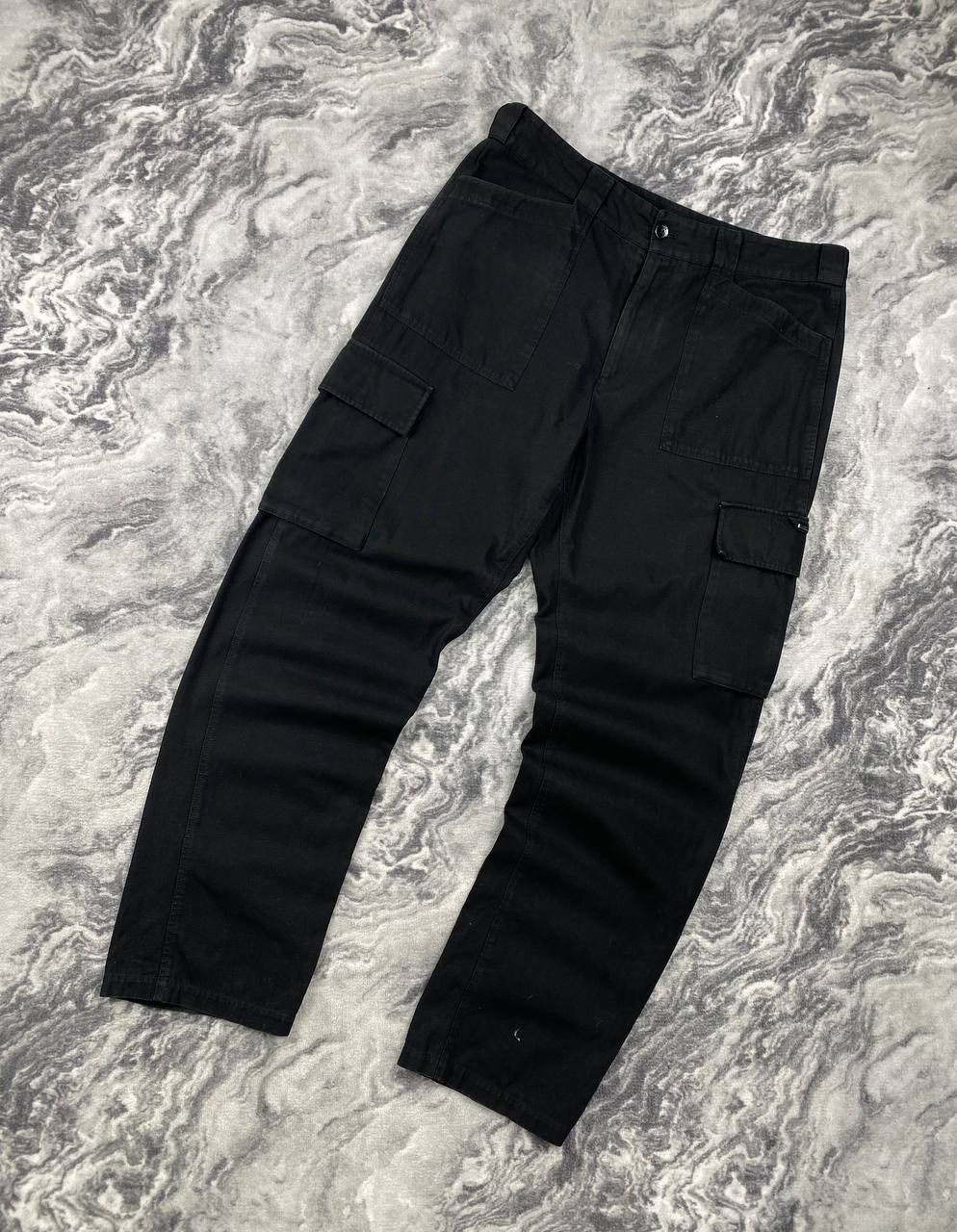 Louis Vuitton Louis Vuitton Linen Cargo Pants Men Size 44 Black Size US 34 / EU 50 - 1 Thumbnail