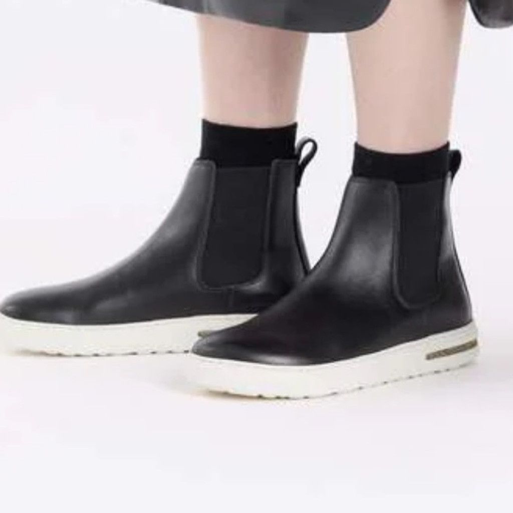 Birkenstock Birkenstock Bend Chelsea black leather high top boots sz 10 Size US 10 / IT 40 - 1 Thumbnail