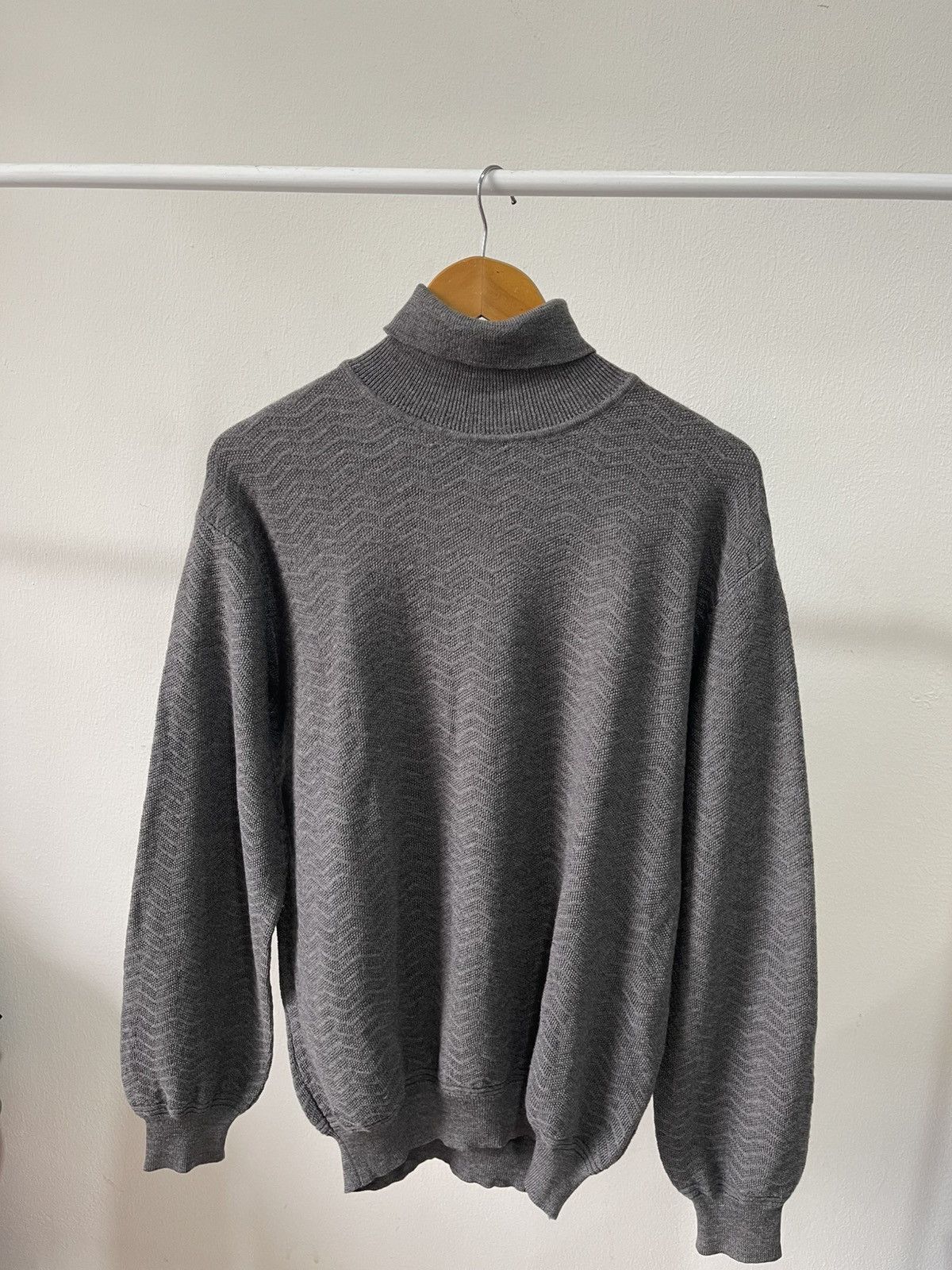 Brioni Brioni Lana Wool Extrafine Knitwear Size US M / EU 48-50 / 2 - 1 Thumbnail