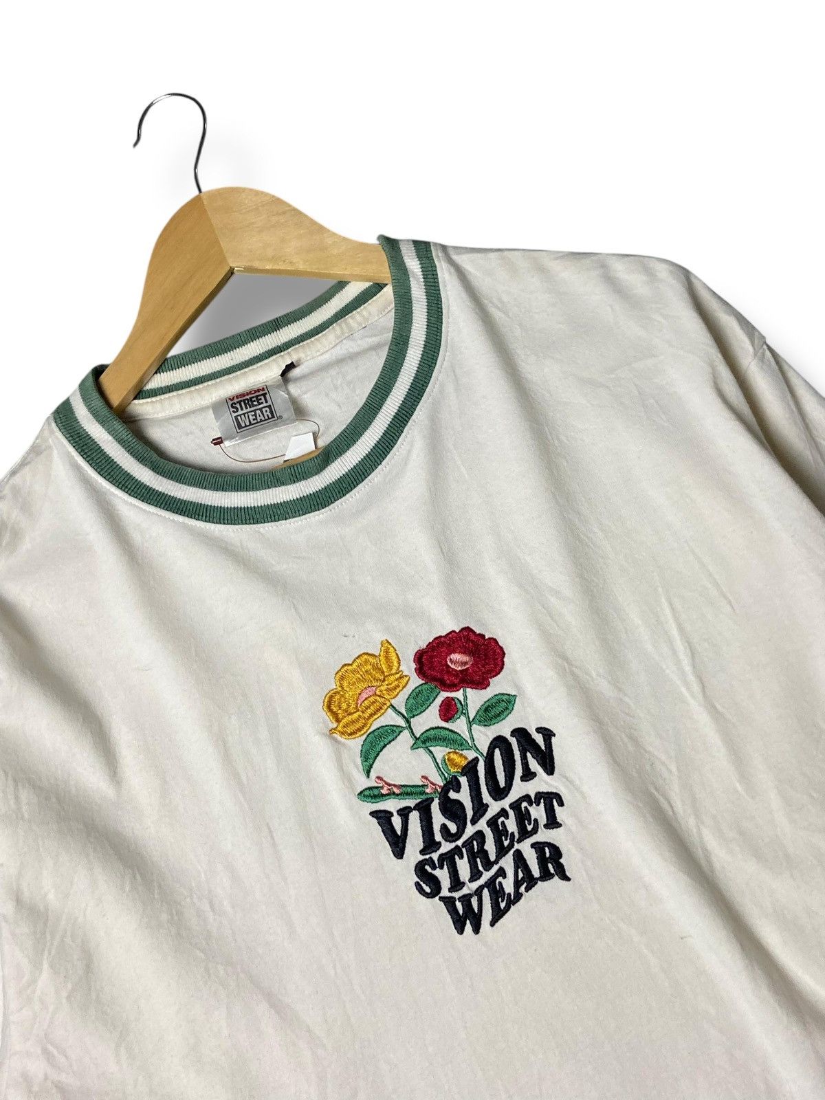 Japanese Brand Vision Street Wear Embroidered Long Sleeve Tee (142) Size US L / EU 52-54 / 3 - 5 Thumbnail