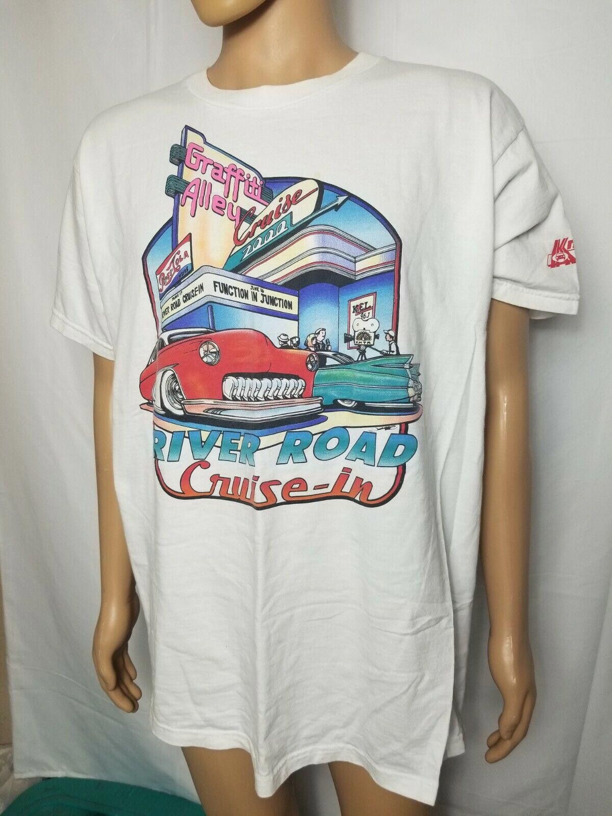 Fruit Of The Loom Vintage Graffiti Alley Classic Car Cruise In Pepsi y2k Size US L / EU 52-54 / 3 - 2 Thumbnail