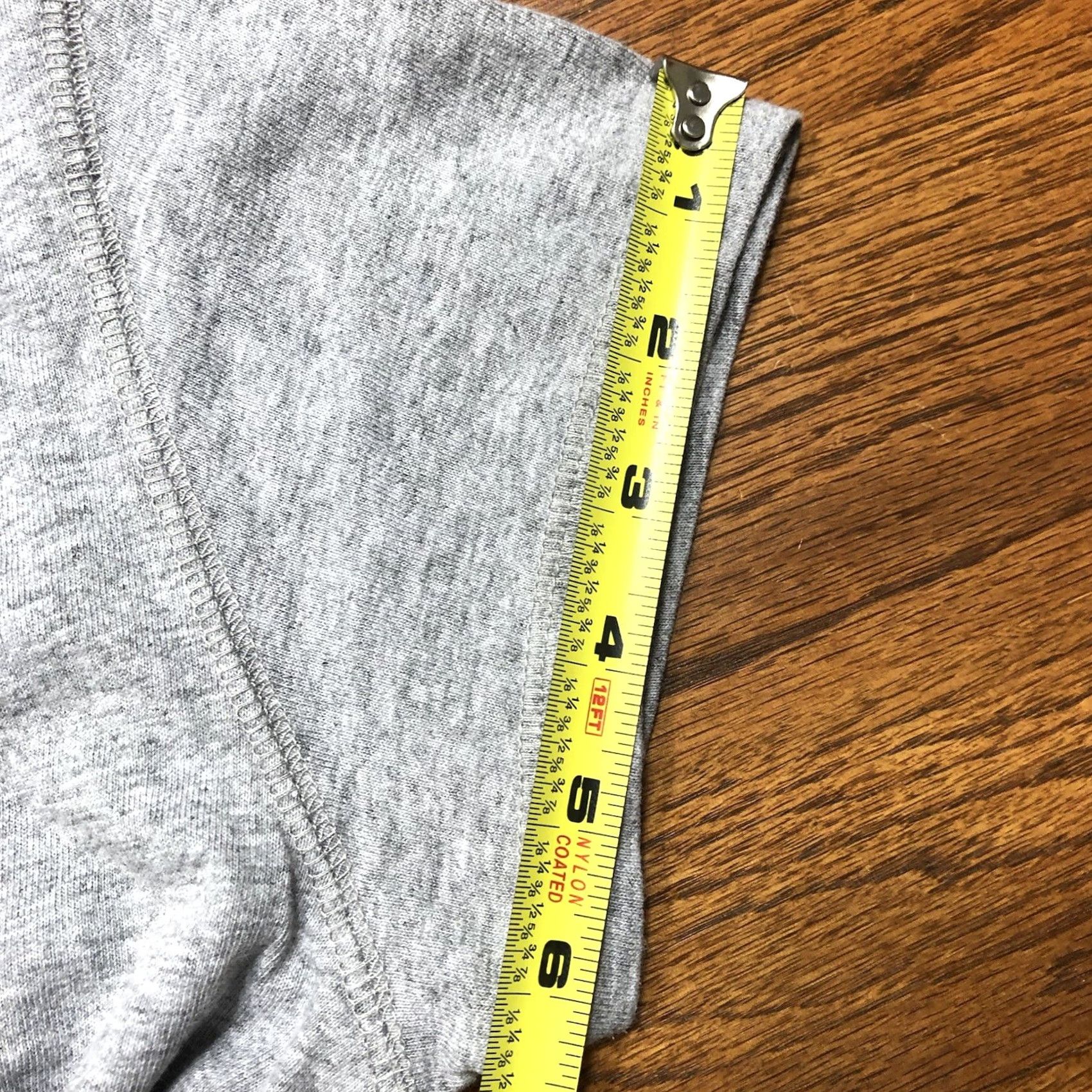 Vintage VINTAGE B.U.M. Equipment Gray Womens M Short Sleeve T-Shirt Embroidered V-neck Size M / US 6-8 / IT 42-44 - 7 Thumbnail