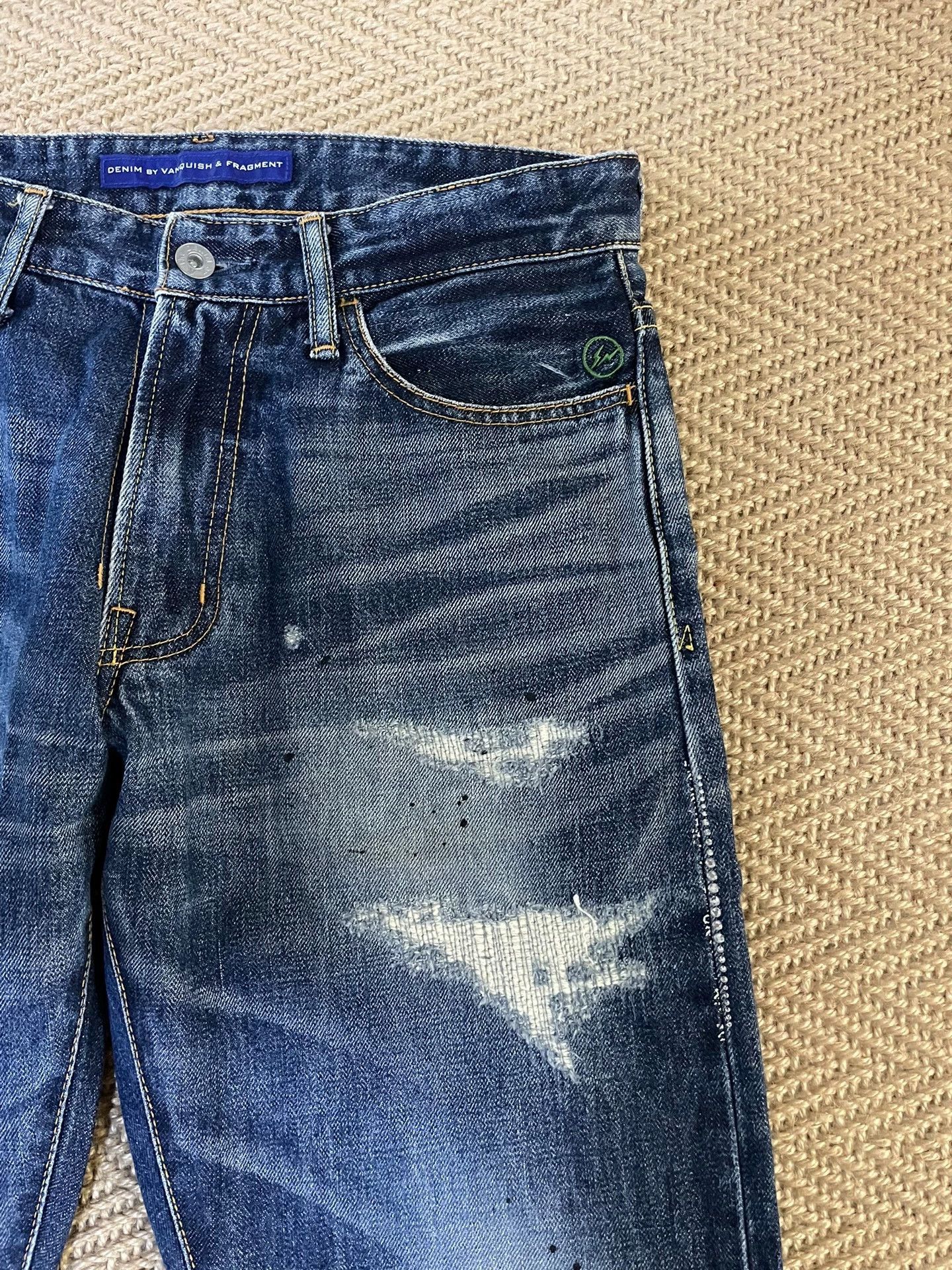 Vanquish VANQUISH x FRAGMENT 9L Distressed Jeans Rhtns Lng Size US 30 / EU 46 - 6 Thumbnail