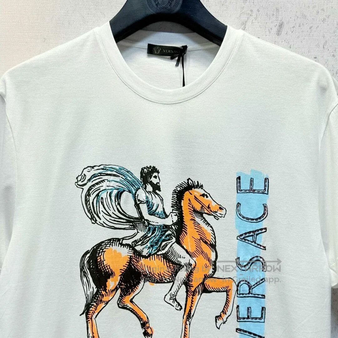 Versace Versace Men's Short Sleeve T-Shirt. Size US M / EU 48-50 / 2 - 5 Thumbnail