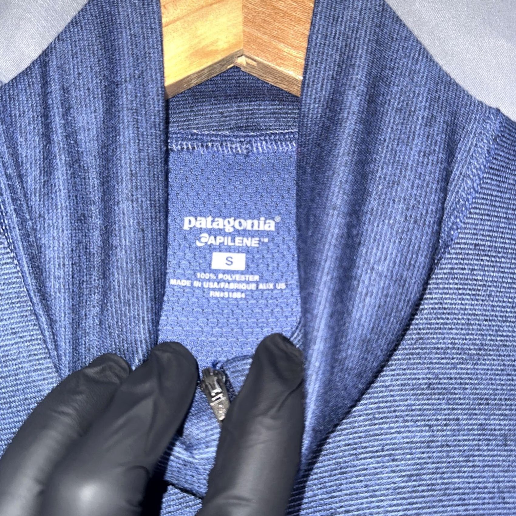Patagonia VINTAGE Patagonia Capilene Pullover Mens Small Blue 1/4 Zip Long Sleeve USA Size US S / EU 44-46 / 1 - 4 Thumbnail