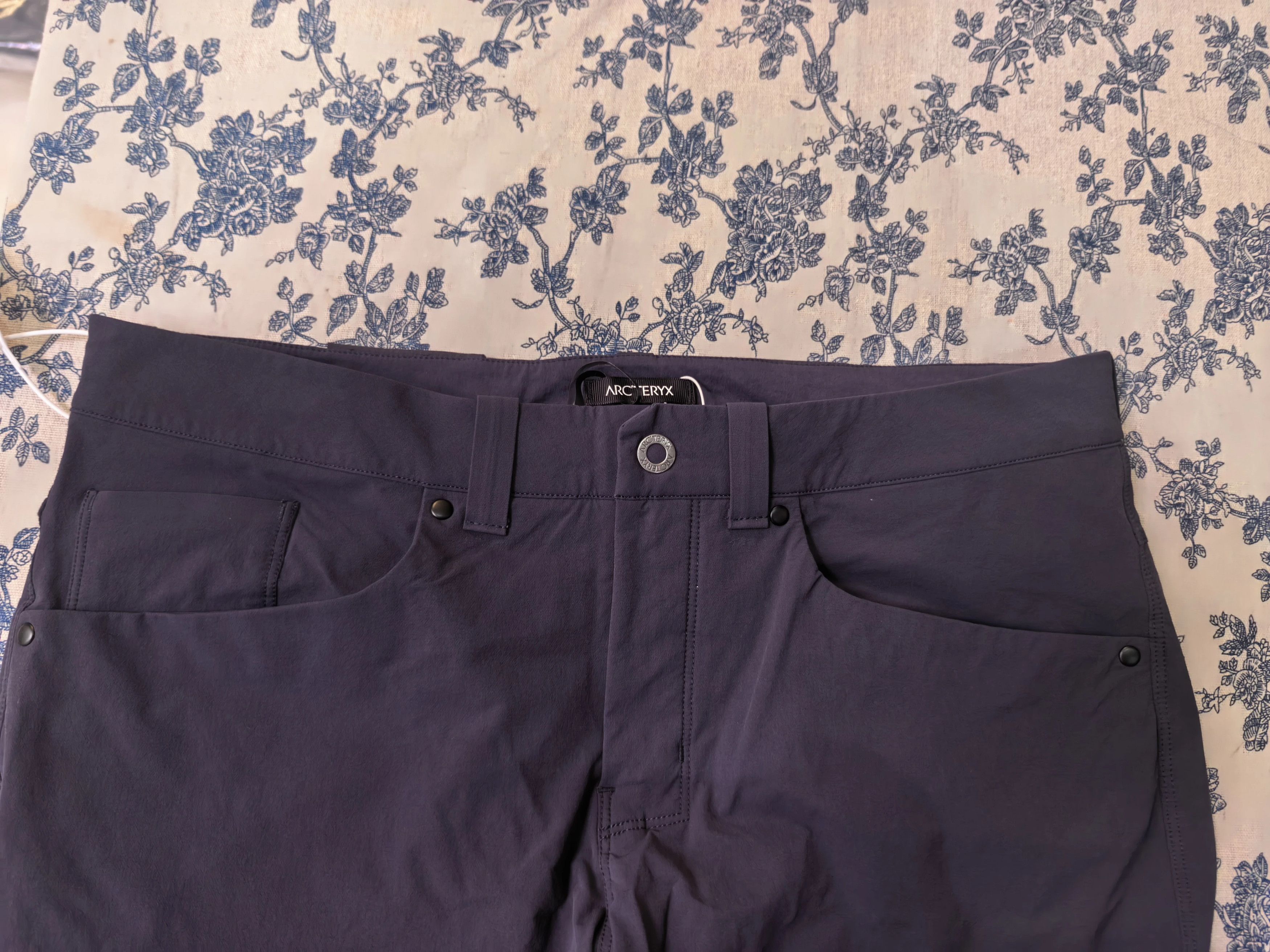 Arc'teryx Arcteryx ARROPANT Softshell Pants Black Sapphire 34 Size US 34 / EU 50 - 2 Thumbnail