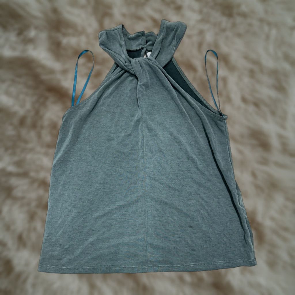 Vintage Green Envelope Woman's Green Envelope Halter Top Knit Tank Sleeveless Sz M Casual Women's Green Knot Collar Basic Modal Polyester Size M / US 6-8 / IT 42-44 - 1 Thumbnail
