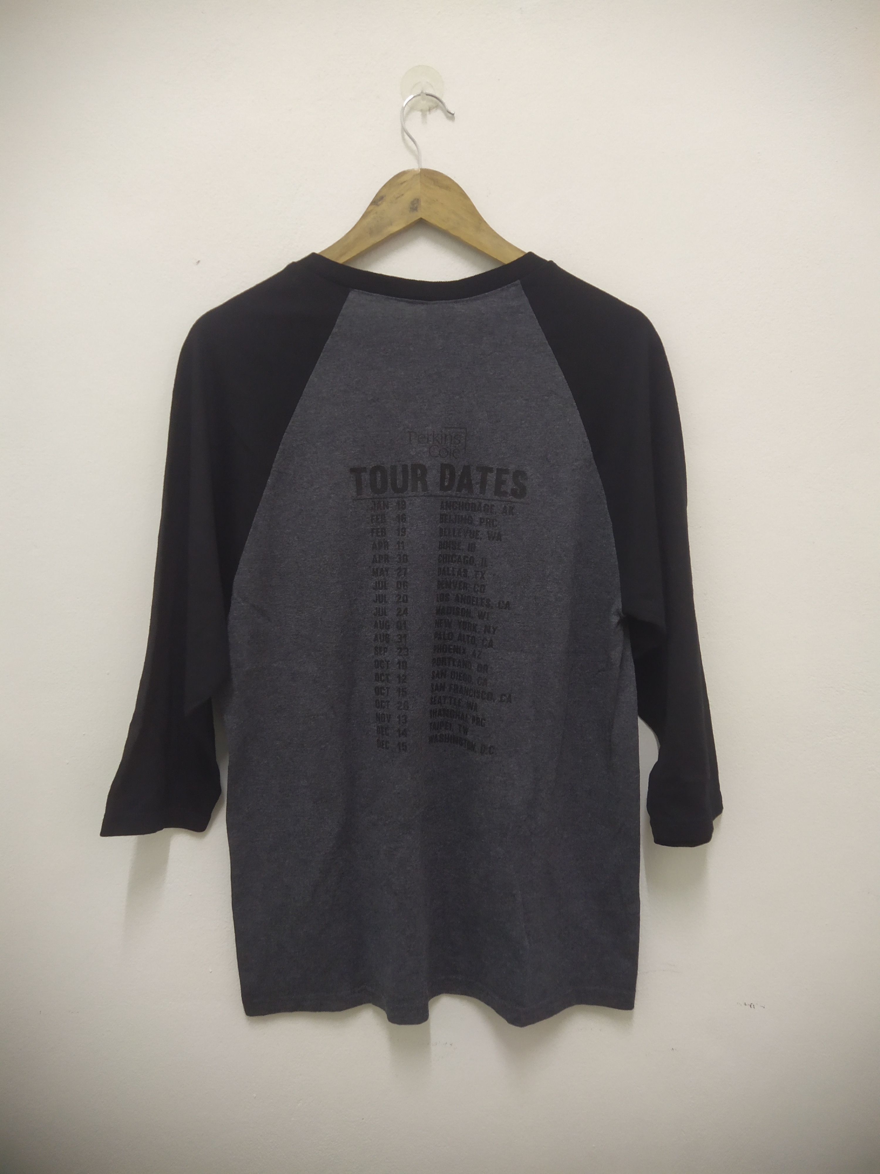 Vintage EC/DC Black/Grey 3q Sleeve Baseball Tee Tour Dates Graphic Size US M / EU 48-50 / 2 - 3 Thumbnail