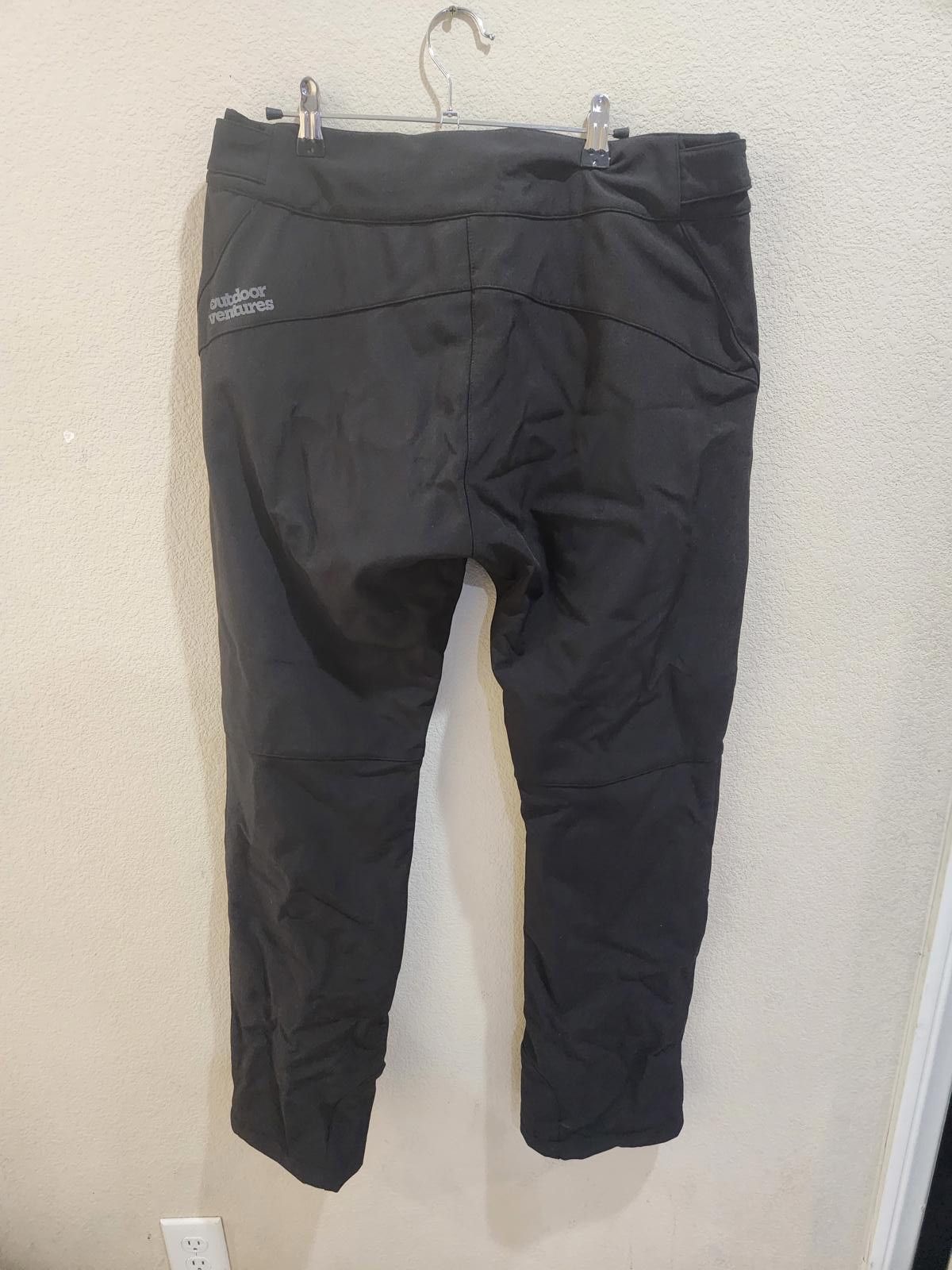 Other Outdoor Venture Active Winter Pants Men's Large Black hiking Size US 34 / EU 50 - 4 Thumbnail